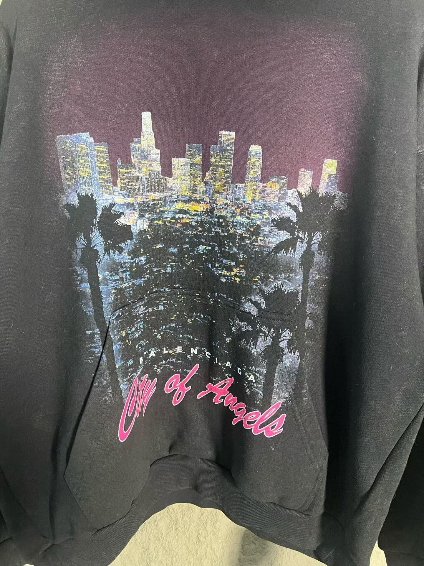 Balenciaga Balenciaga Los Angeles Night Scene Sweatshirt Size US S / EU 44-46 / 1 - 3 Thumbnail