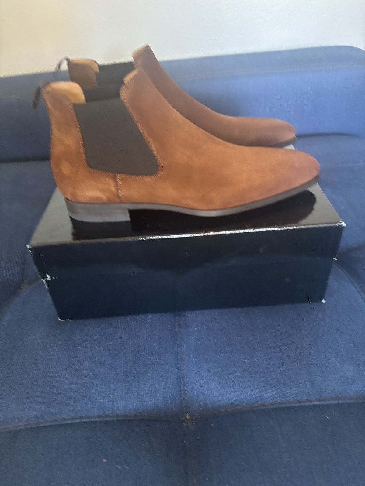 Magnanni New Magnanni Cognac Suede Boots (Size 10 - True 10.5/11) Size US 10 / EU 43 - 2 Thumbnail
