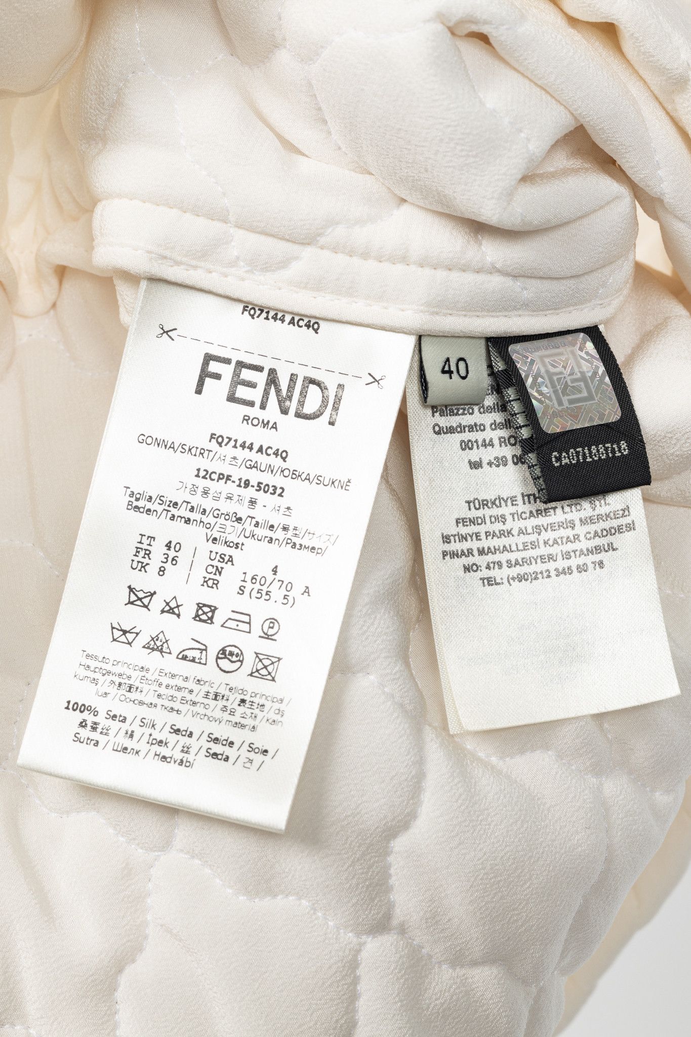 Fendi Fendi SS20 Runway Quilted Silk Crepe de Chine Mini Skirt Size 27" / US 4 / IT 40 - 7 Thumbnail