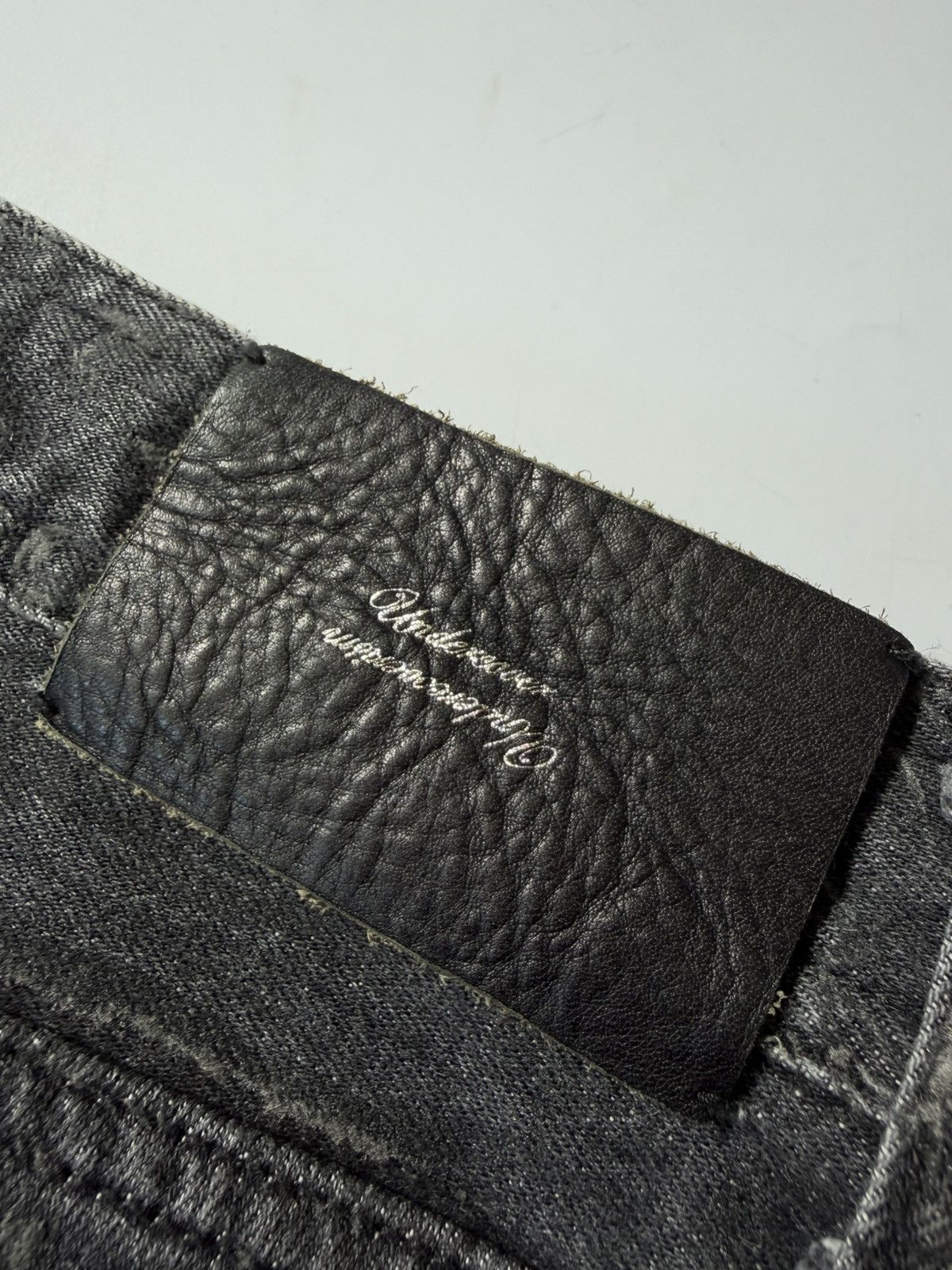 Undercover Undercover Ripped Skinny Jeans Size US 31 - 14 Thumbnail