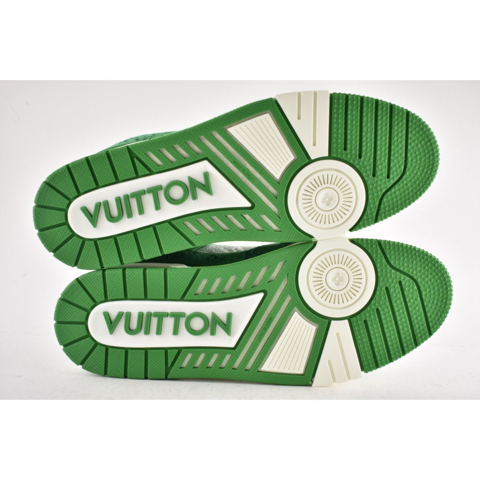 Louis Vuitton Louis Vuitton Green Denim White Empreinte Low Top Trainer Size US 10 / EU 43 - 16 Thumbnail