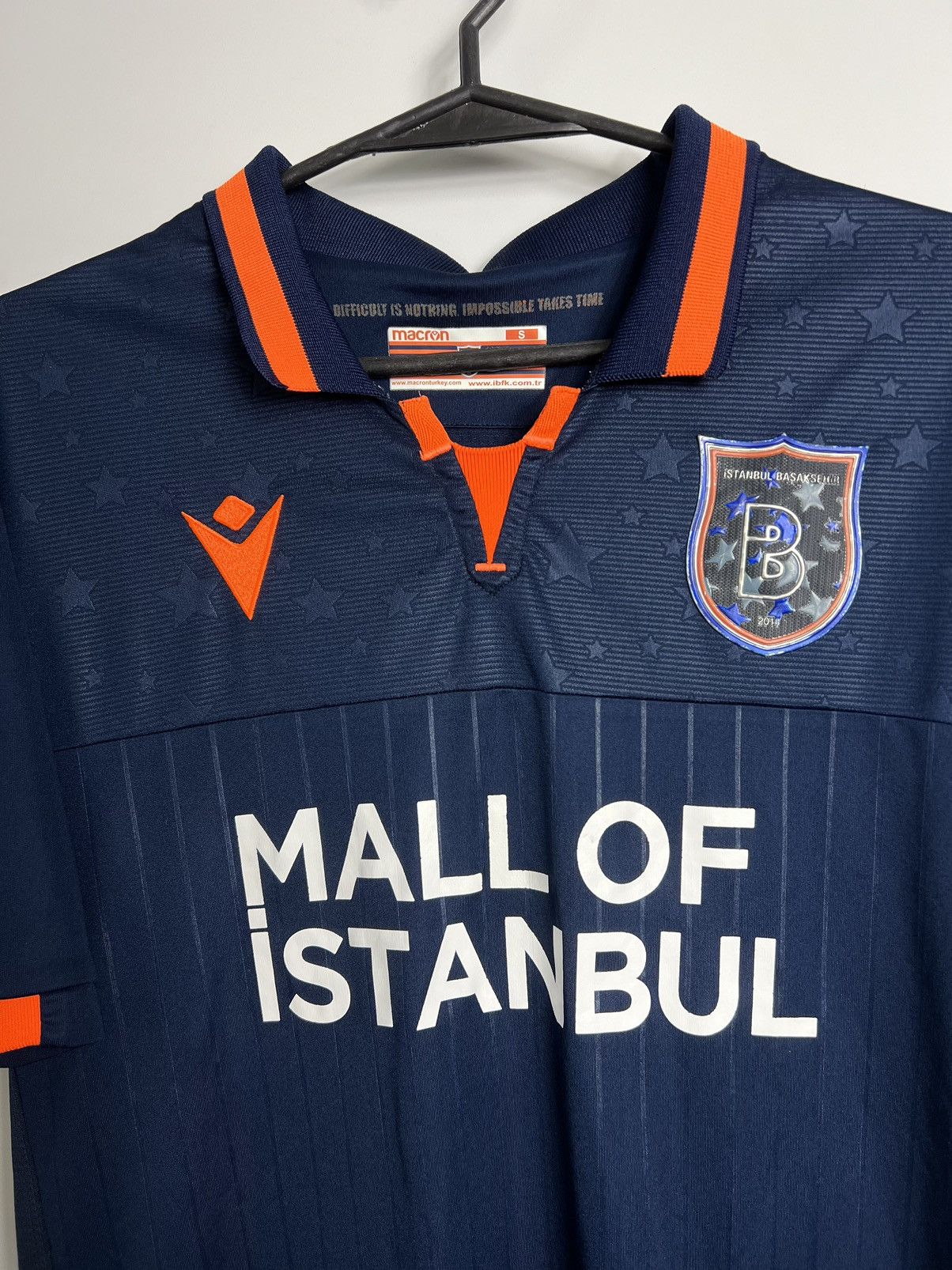 Macron Macron Istanbul Basaksehir 2019 Edin Visca 7 Soccer Jersey Size US S / EU 44-46 / 1 - 4 Thumbnail