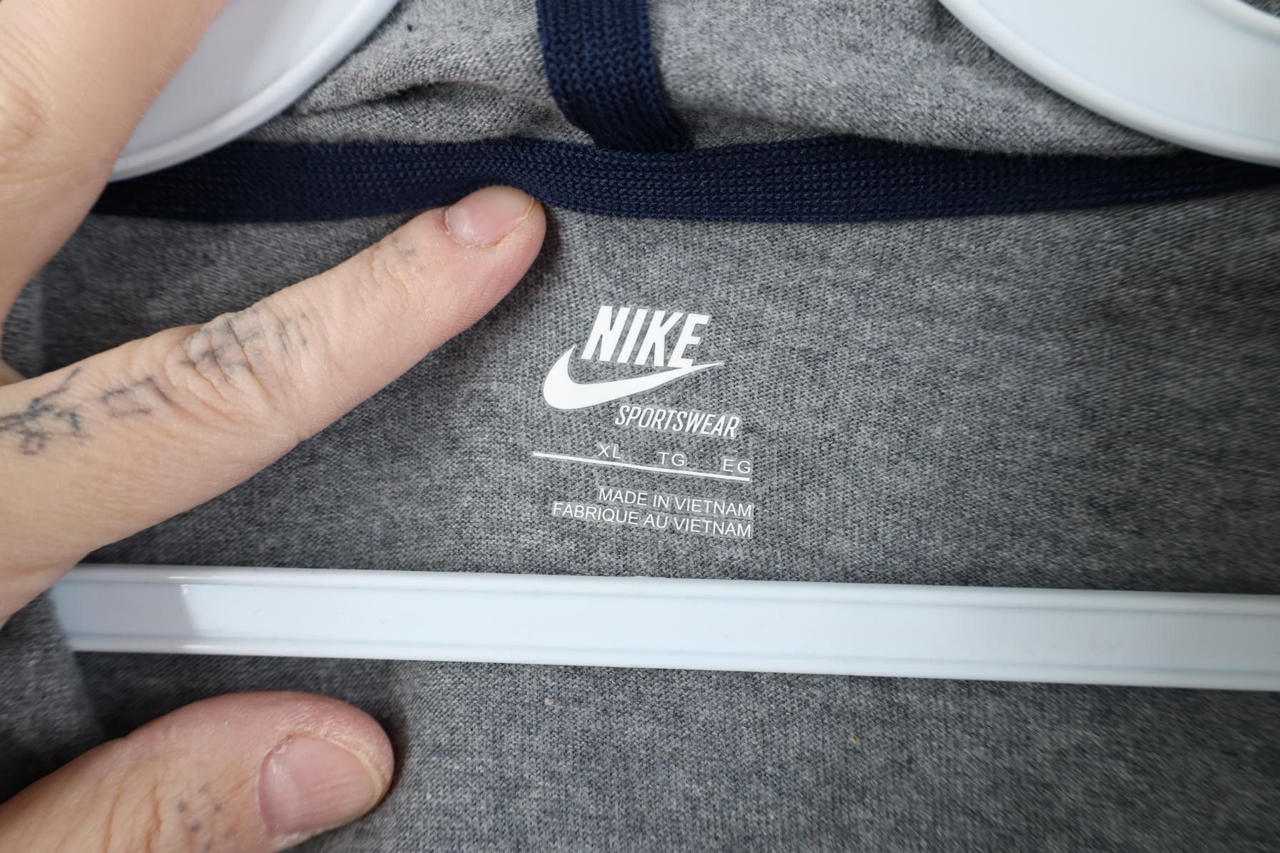 Nike Vintage Y2K Nike Seattle Seahawks Football Full Zip Hoodie Size US XL / EU 56 / 4 - 6 Thumbnail