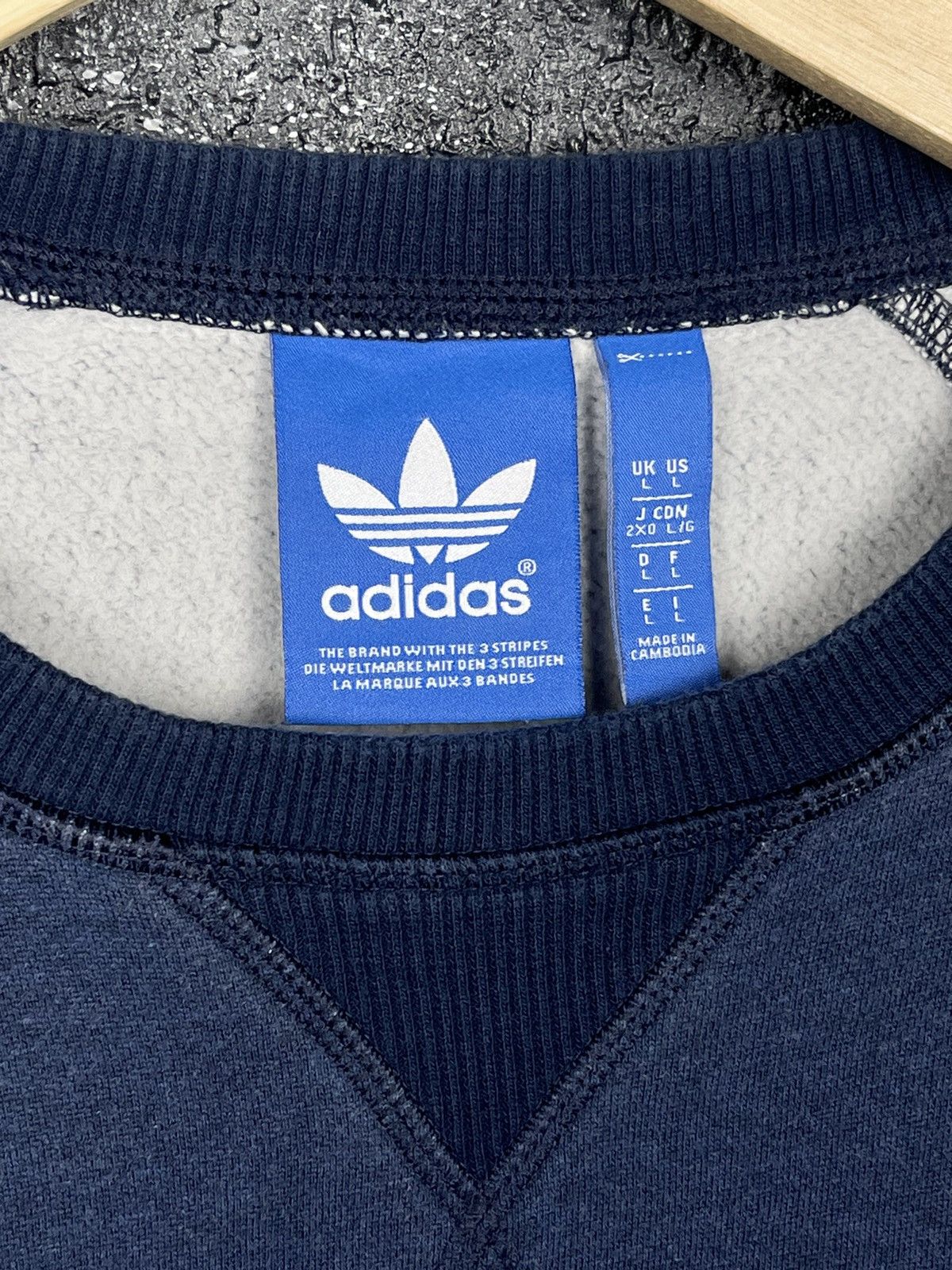 Adidas Adidas Originals Y2K Front Big Logo Sweatshirt Men’s Size L Size US L / EU 52-54 / 3 - 5 Thumbnail