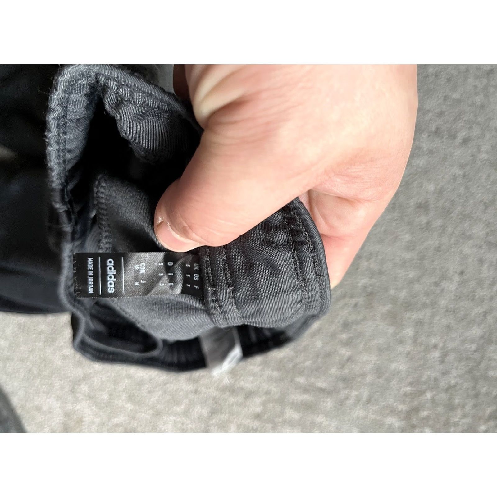Adidas adidas Sweatpants Men Small Gray Graphic Logo Jogger Pockets Drawstring Size US 29 - 5 Thumbnail