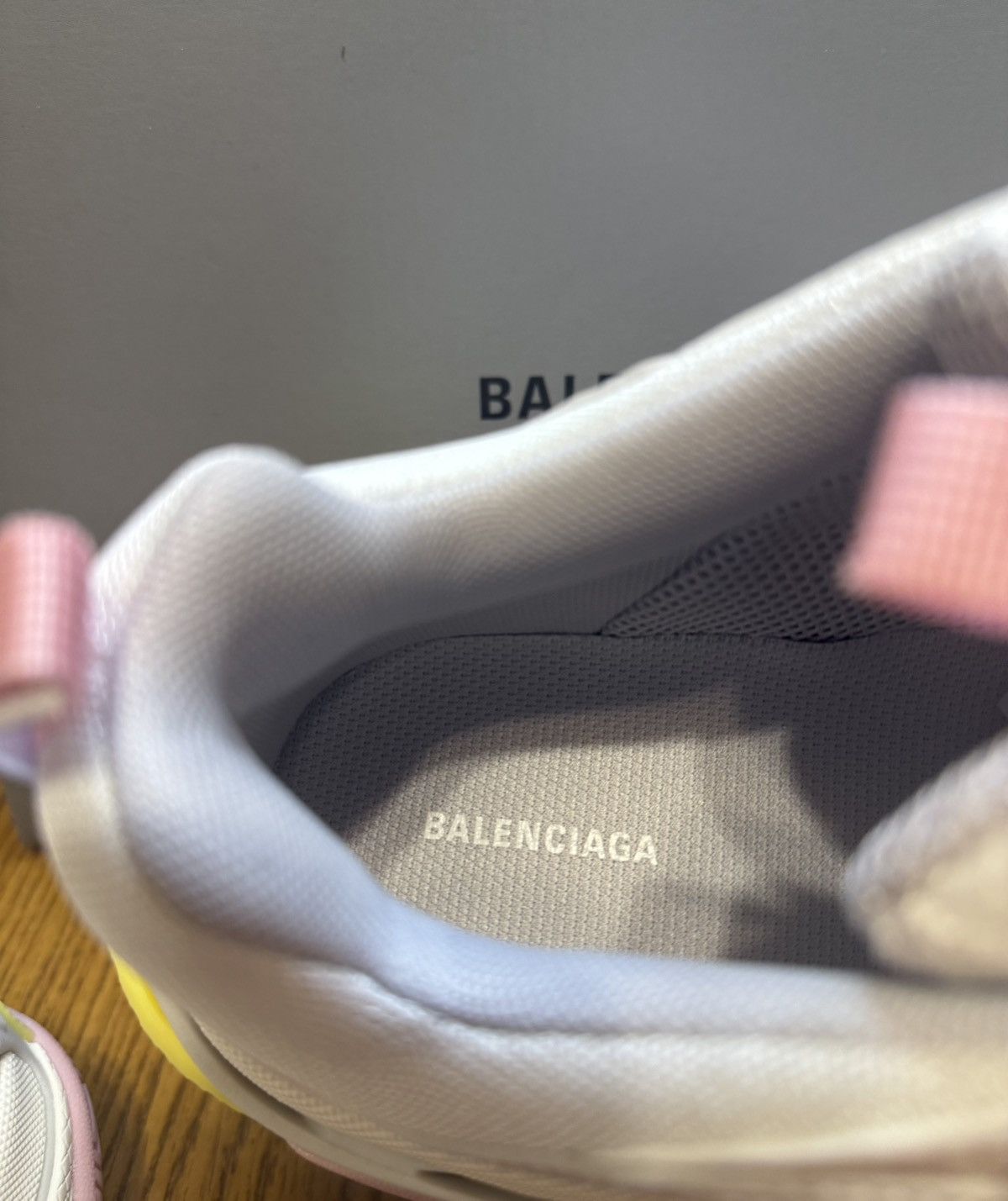 Balenciaga Balenciaga Triple S Sneaker Size US 11 / IT 41 - 8 Thumbnail