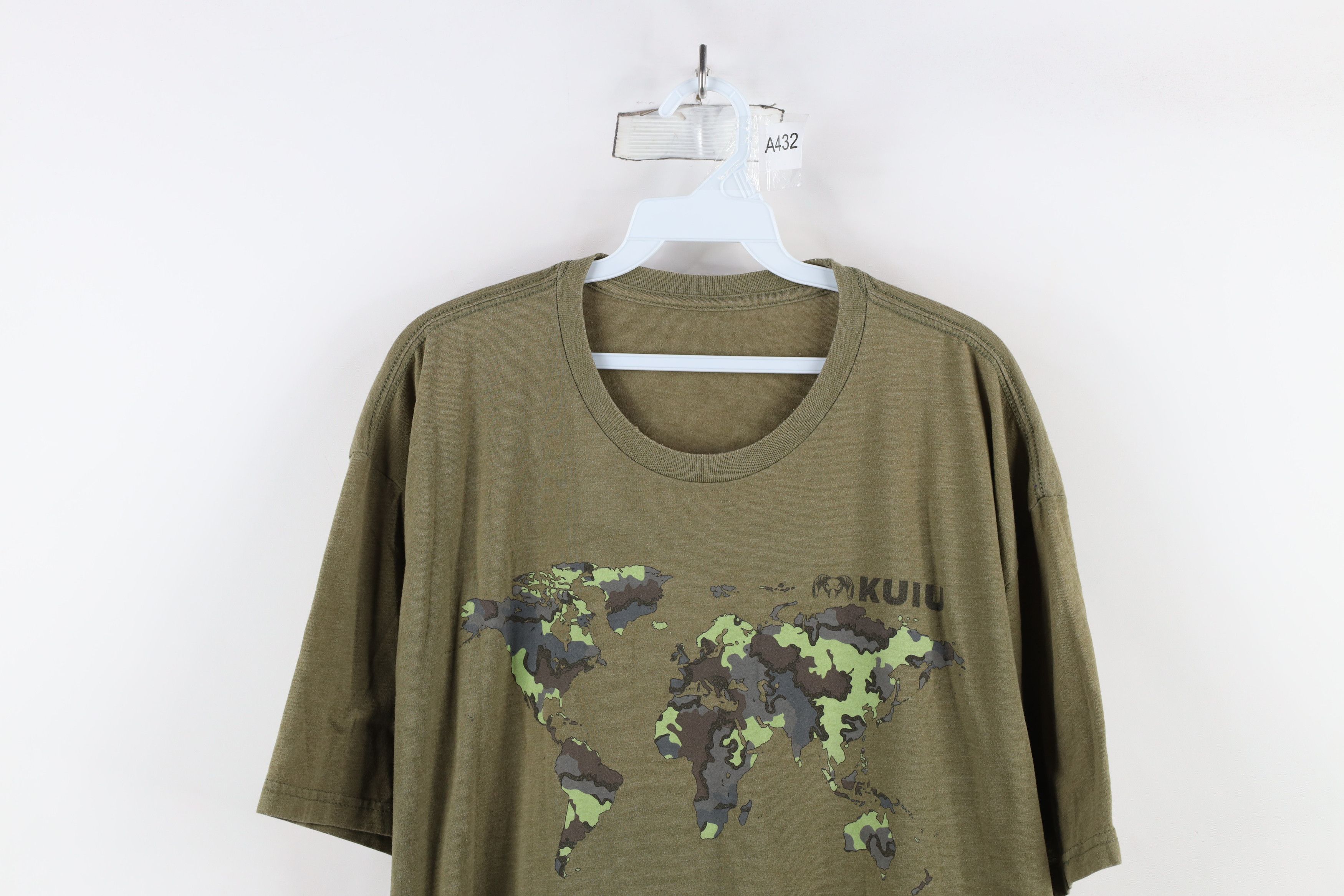 Vintage KUIU Hunting Gear Hunting World Map Short Sleeve T-Shirt Size US XXL / EU 58 / 5 - 2 Thumbnail