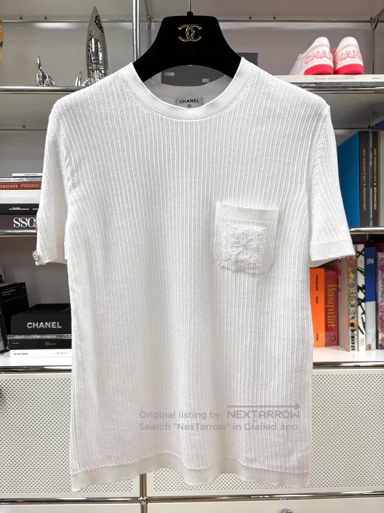Chanel Chanel 24P white round-necked clover embroidered knitted s Size XS / US 0-2 / IT 36-38 - 1 Thumbnail