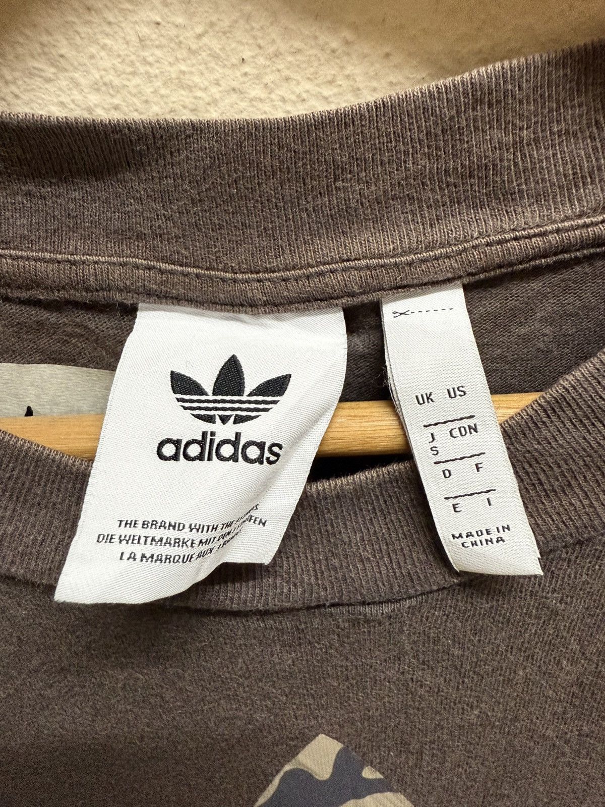 Adidas Sun faded🔥Adidas Camo Biglogo Tshirt Size US M / EU 48-50 / 2 - 7 Thumbnail
