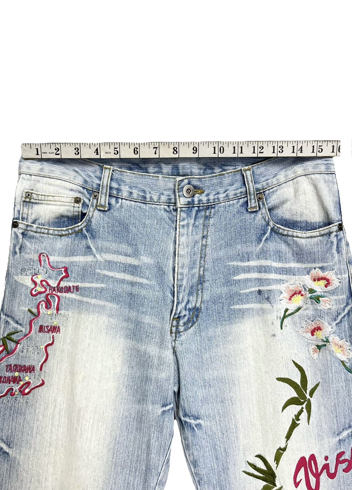 Japanese Brand 💥VISION OF JAPAN Sukajan Embroidery Light Wash Distressed Size 31" - 17 Thumbnail