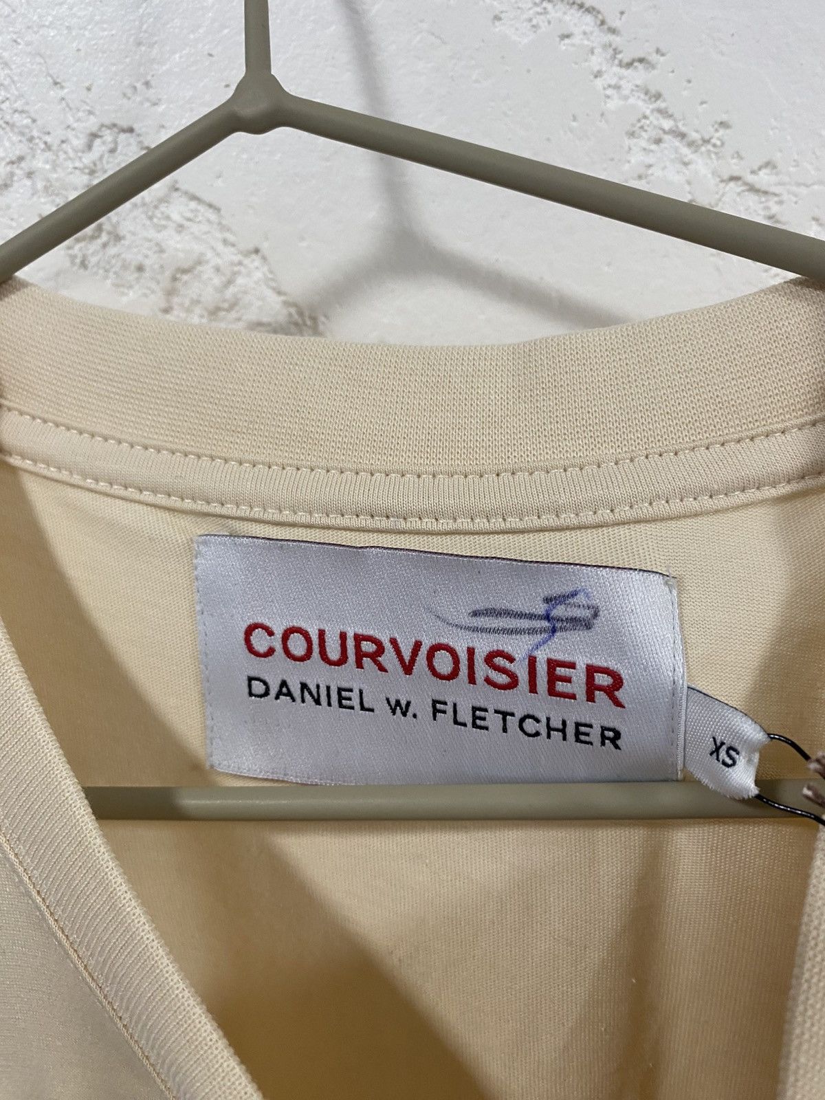 Daniel W. Fletcher Daniel W.Fletcher Courvoisier T-shirt Size: XS Size US XS / EU 42 / 0 - 3 Thumbnail