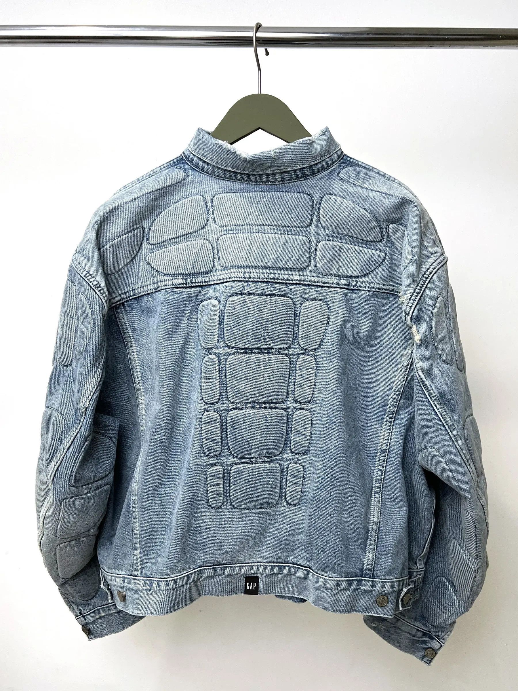 Balenciaga × Gap × Yeezy Yeezy Gap Engineered by Balenciaga Padded Denim Jean Jacket Size US XL / EU 56 / 4 - 2 Thumbnail