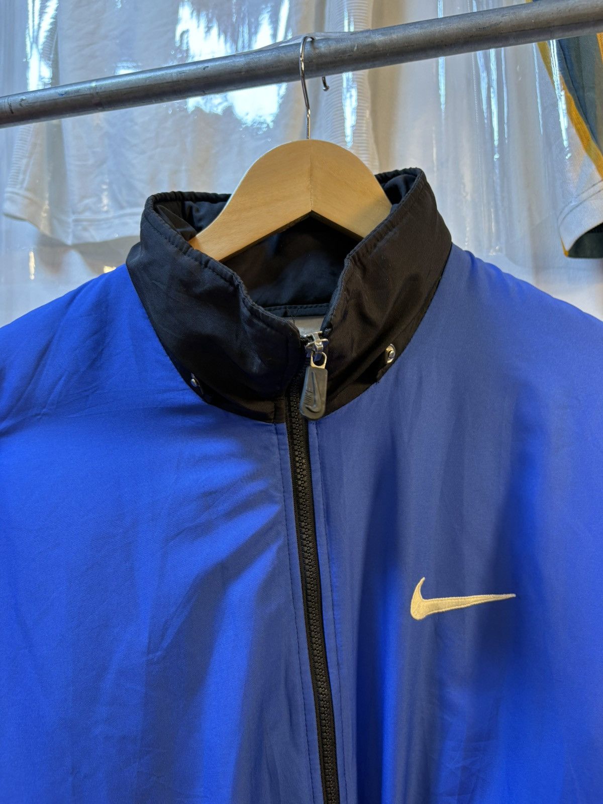 Nike Vintage Nike Swoosh Puffer Jacket Size US M / EU 48-50 / 2 - 7 Thumbnail