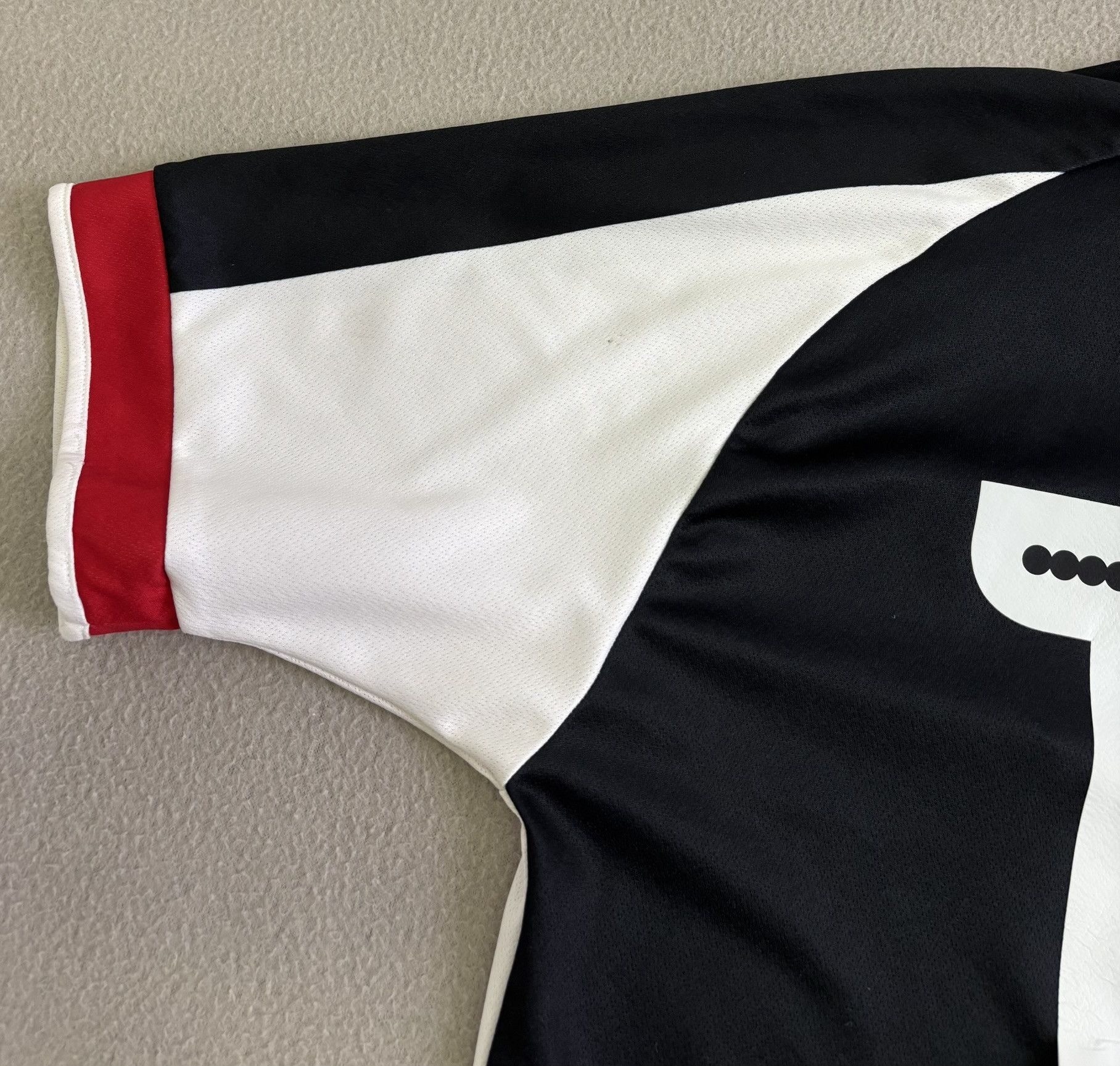 Errea Grimsby Town 2017/2018 #14 Errea Football Jersey Size L Size US L / EU 52-54 / 3 - 16 Thumbnail