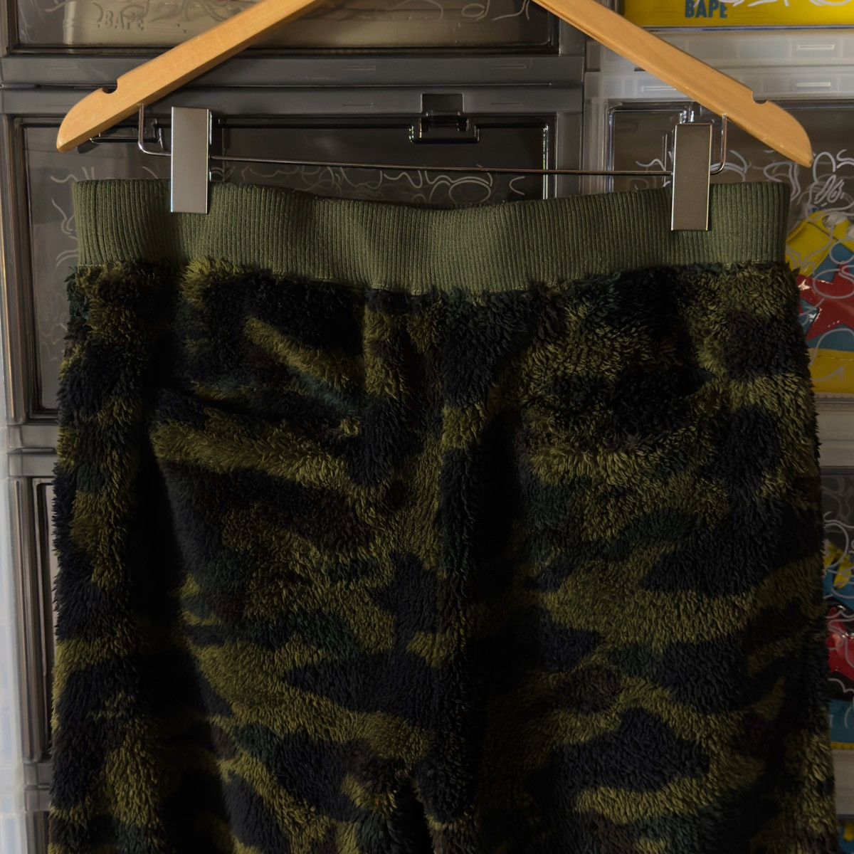 Bape Bape 1st Camo Boa Pants Green 2018 Size US 34 / EU 50 - 6 Thumbnail