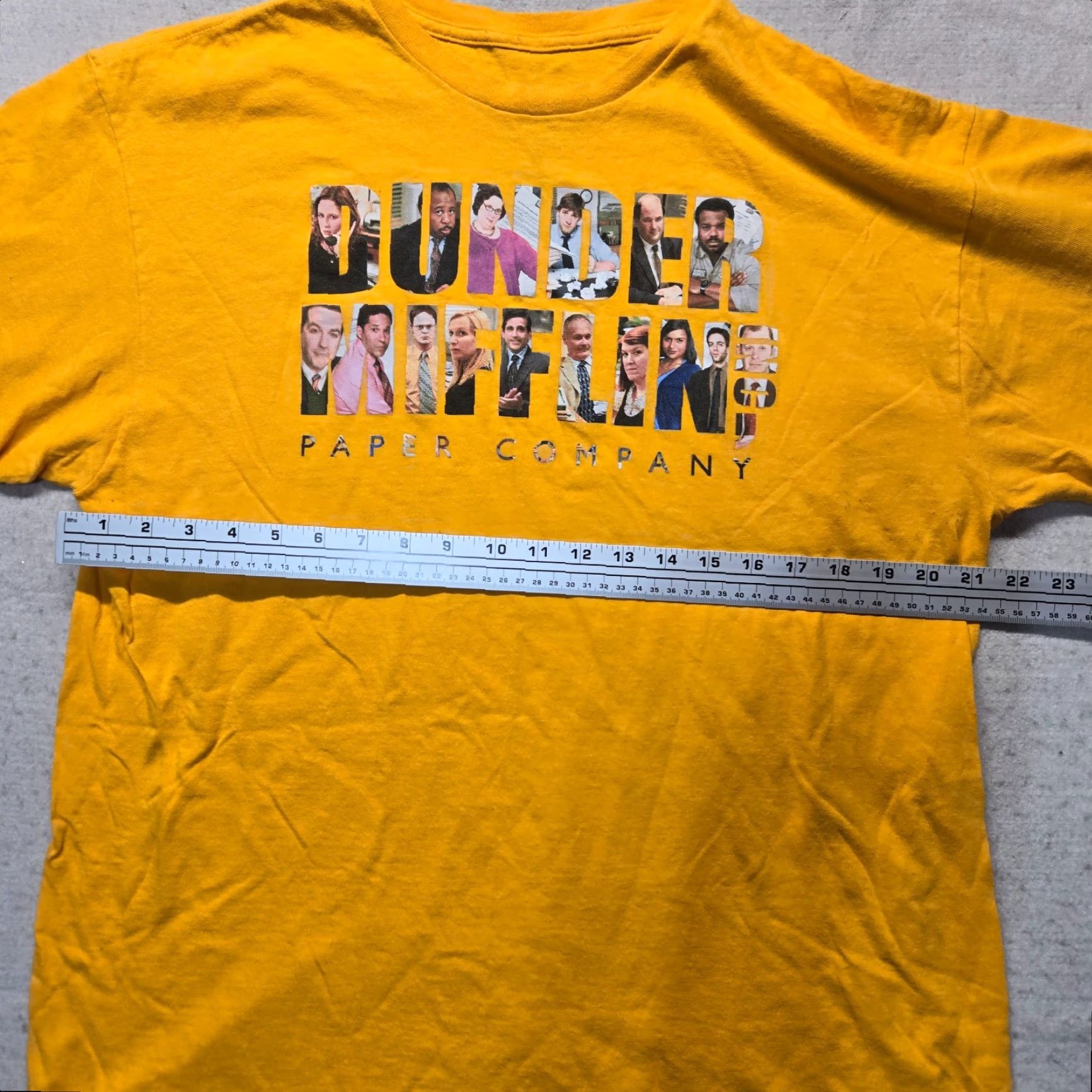 Vintage Dunder Mifflin Inc The Office Graphic Characters Yellow T-Shirt Adult Men's XL Shirt Men XL Yellow The Office 90s Theme Size US XL / EU 56 / 4 - 4 Thumbnail