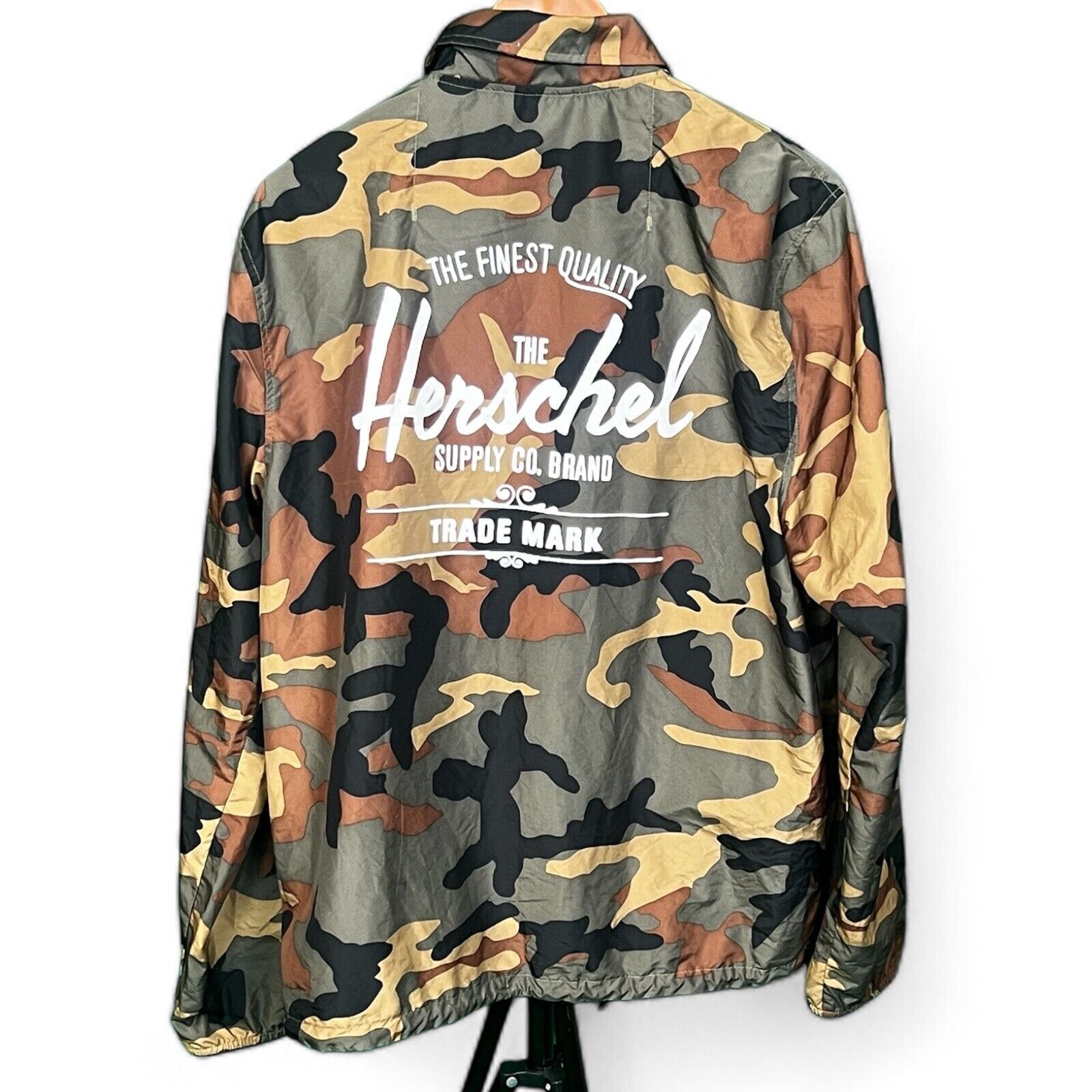 Herschel Supply Co. Herschel Supply Co Jacket Medium Full Zip Camo Windbreaker Size US M / EU 48-50 / 2 - 4 Thumbnail