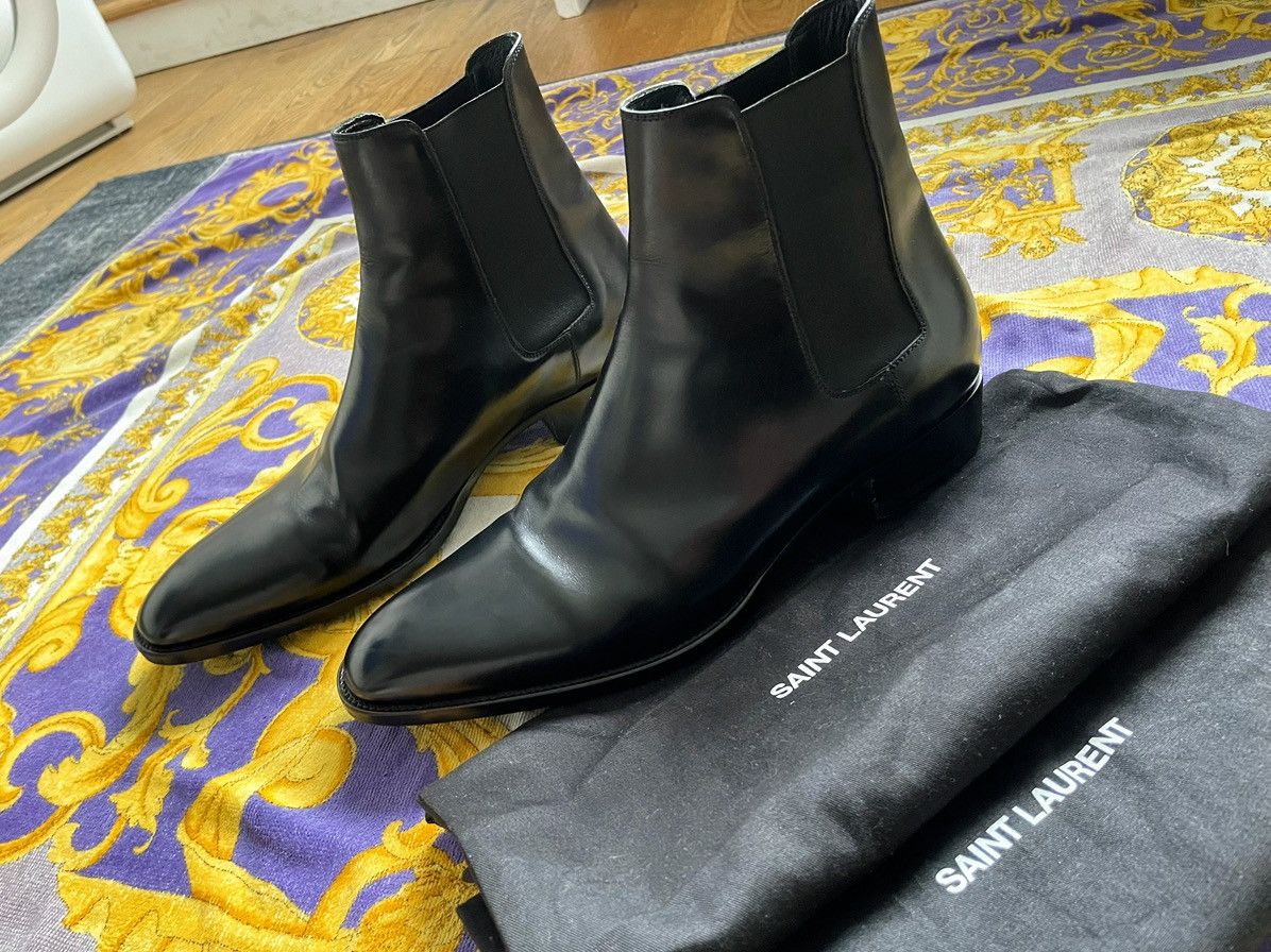 Saint Laurent Paris Leather Chelsea boots | Grailed