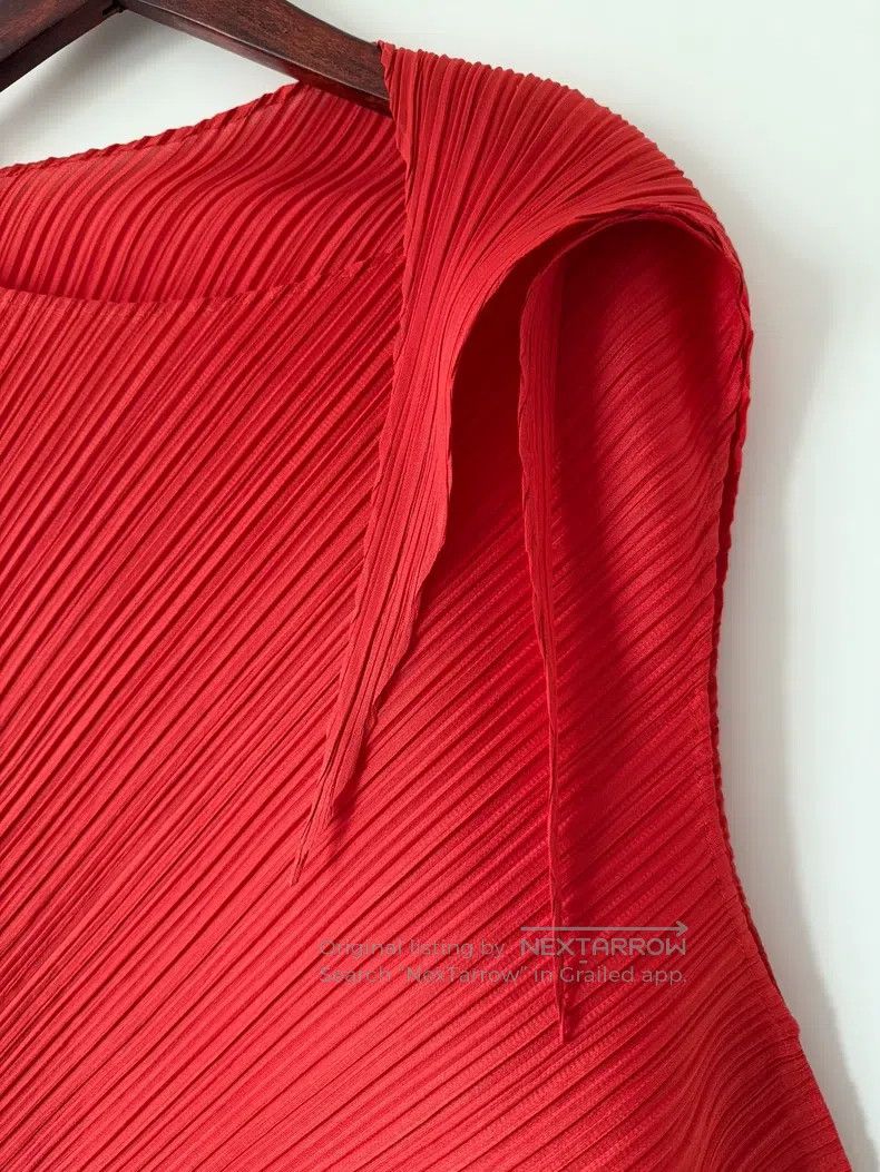 Issey Miyake Issey Miyake Red Dress Size L / US 10 / IT 46 - 2 Thumbnail