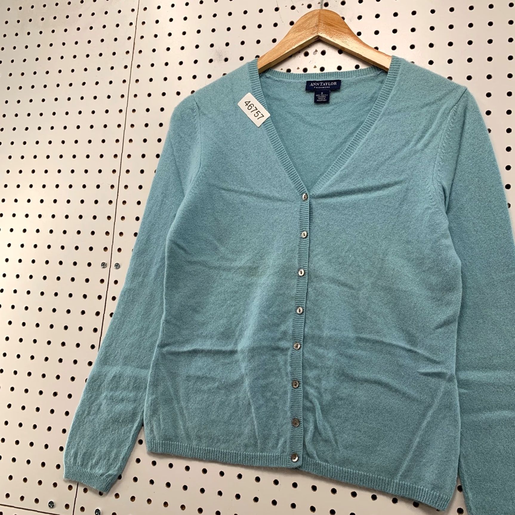 Ann Taylor Ann Taylor Cardigan Sweater Womens Small 100% Cashmere V-Neck Button Knit 2 Ply Blue Size S / US 4 / IT 40 - 5 Thumbnail