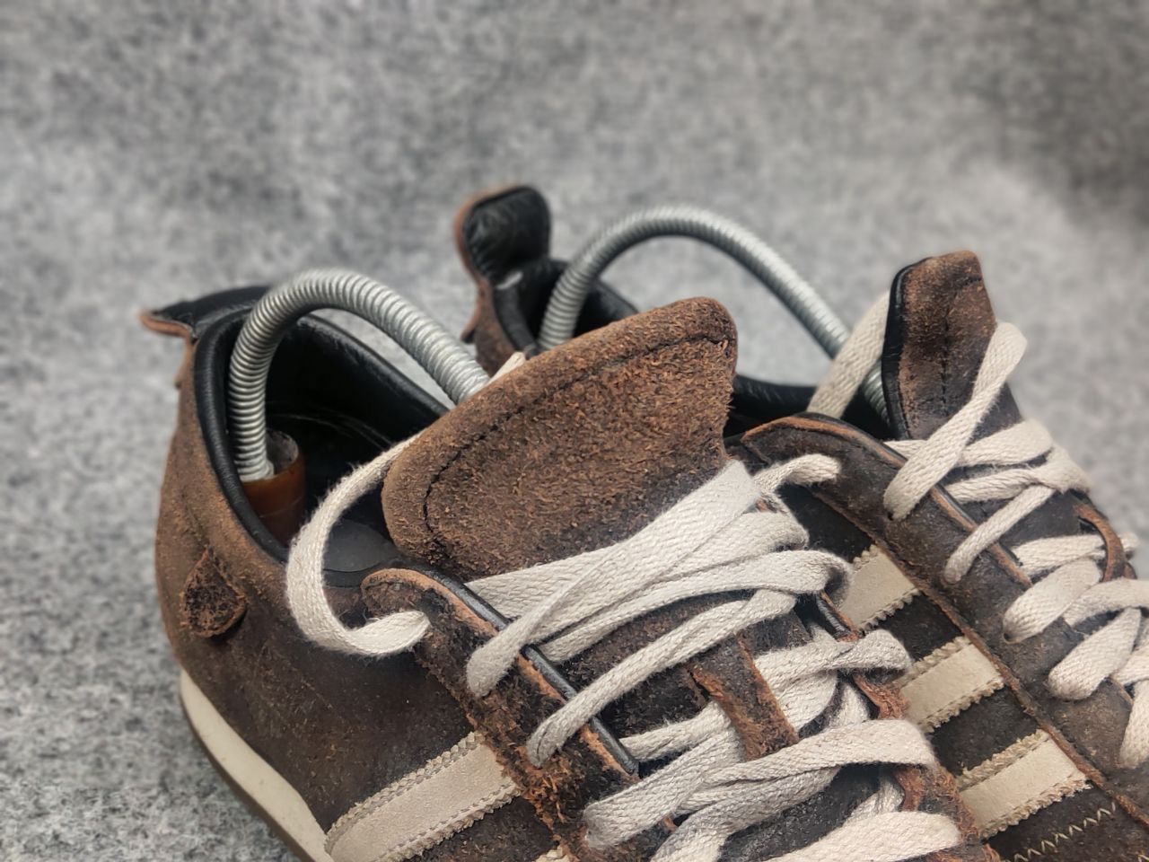 Adidas Vintage Adidas Сhile 62 Dark Brown Faded Leather Sneakers Size US 9 / EU 42 - 16 Thumbnail