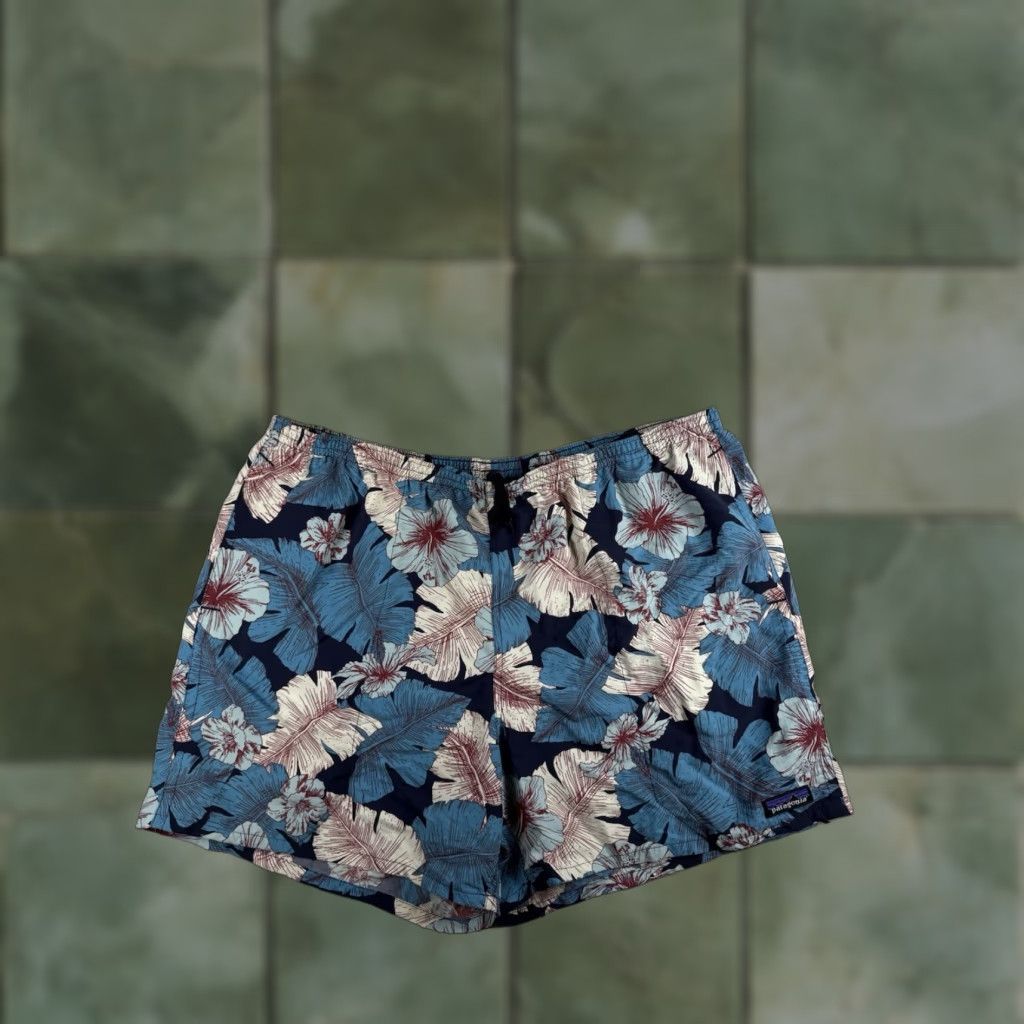 Patagonia Patagonia Baggies Shorts Mens XL 5" Inseam Floral Casual Travel Nylon Microfiber Drawstring Pockets Logo Outdoor Size US 36 / EU 52 - 1 Thumbnail