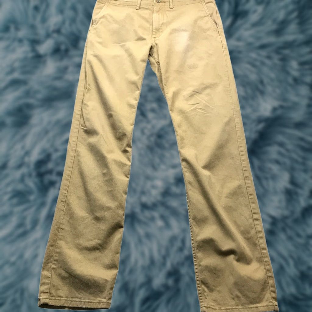 Vintage Levis Strauss Khaki Pants Mens 32x34 Straight Fill Stretch Beige Casual Twill Khakis Pants Mens Regular Brown 32 34 Straight Pocket Zipper Button Size US 32 / EU 48 - 1 Thumbnail