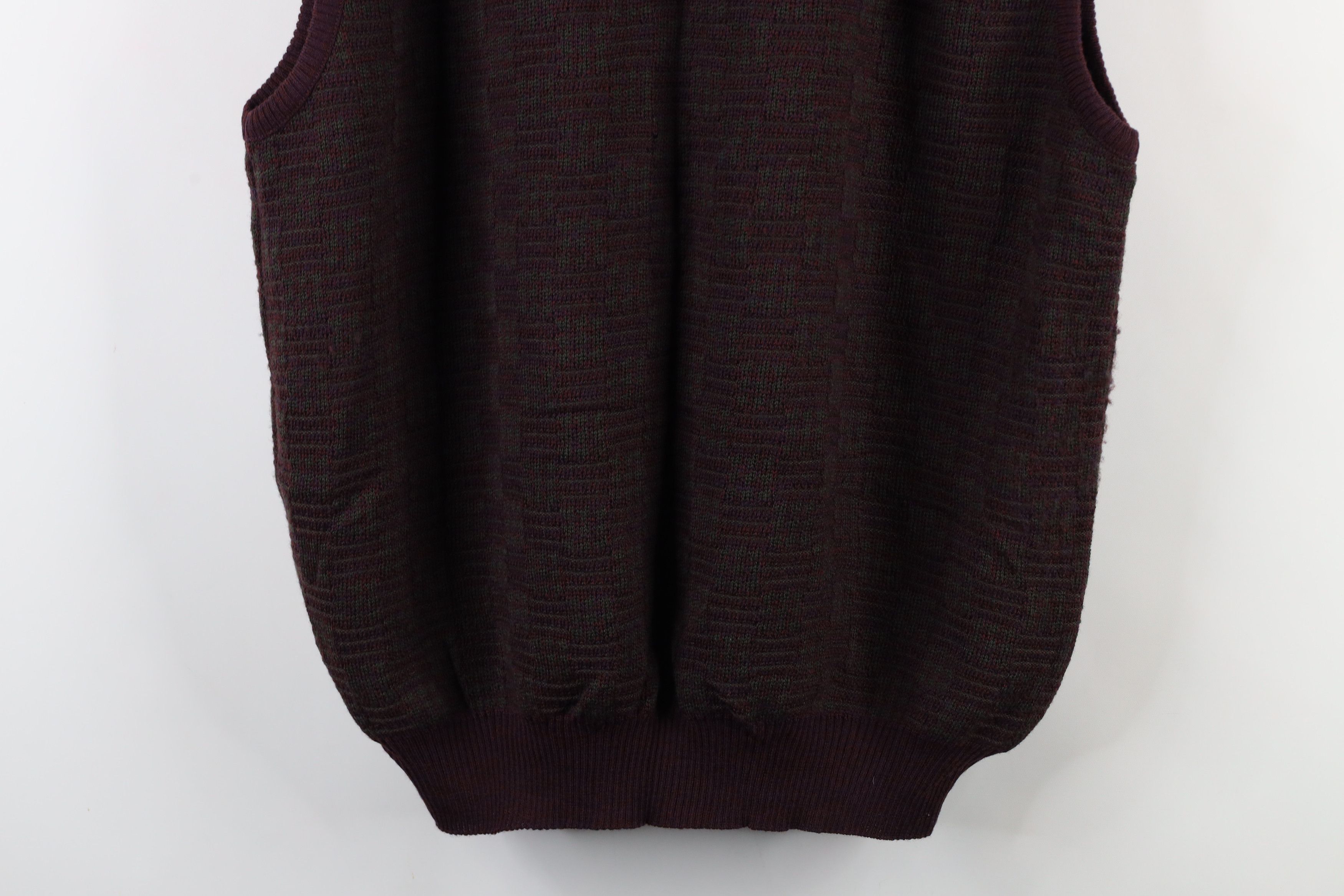 Vintage Vintage 90s Streetwear Houndstooth Wool Knit Sweater Vest Size US XXL / EU 58 / 5 - 13 Thumbnail