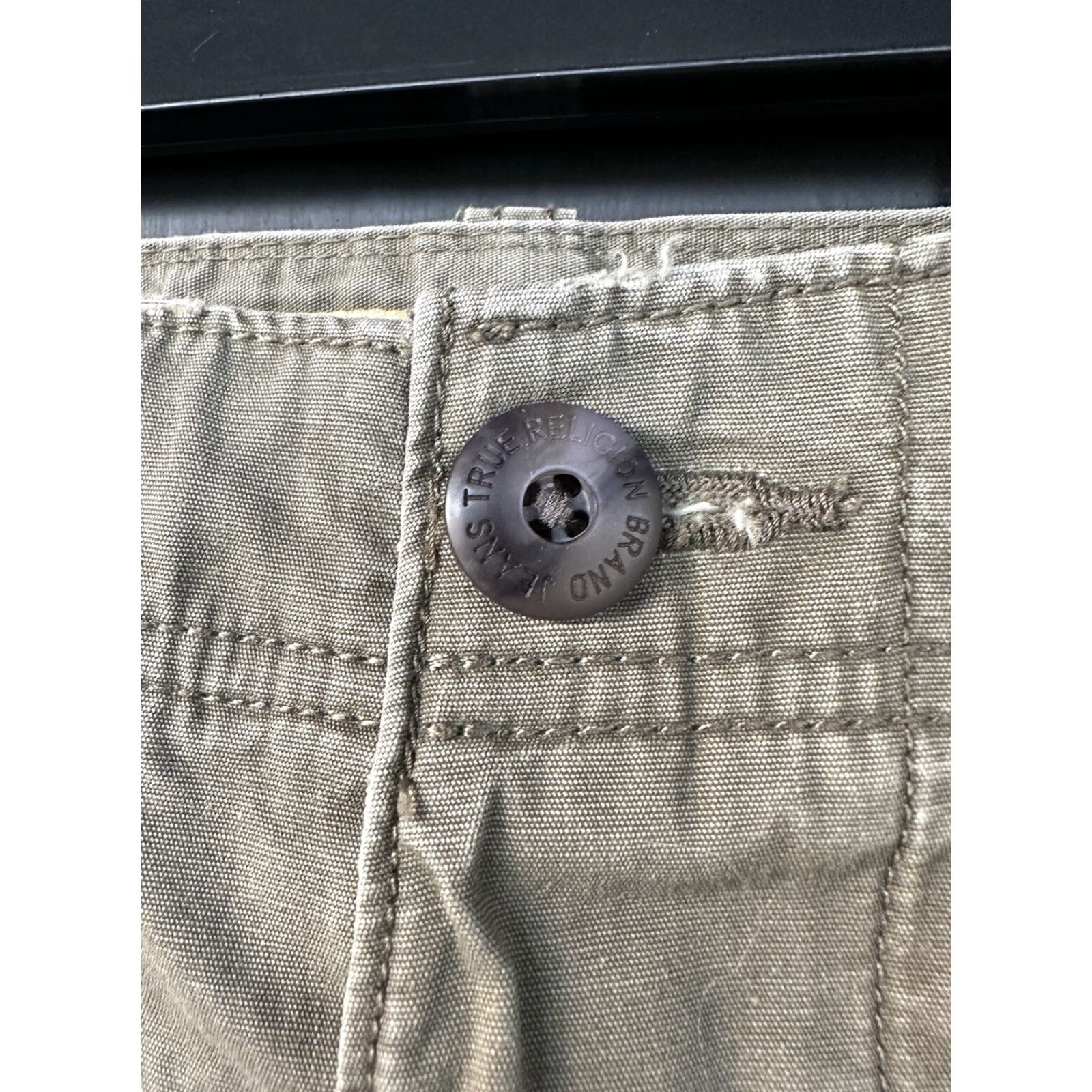 True Religion TRUE RELIGION Jeans Utility Chino Pants Special Ops Standard Issue Size 38 Green Size US 38 / EU 54 - 7 Thumbnail