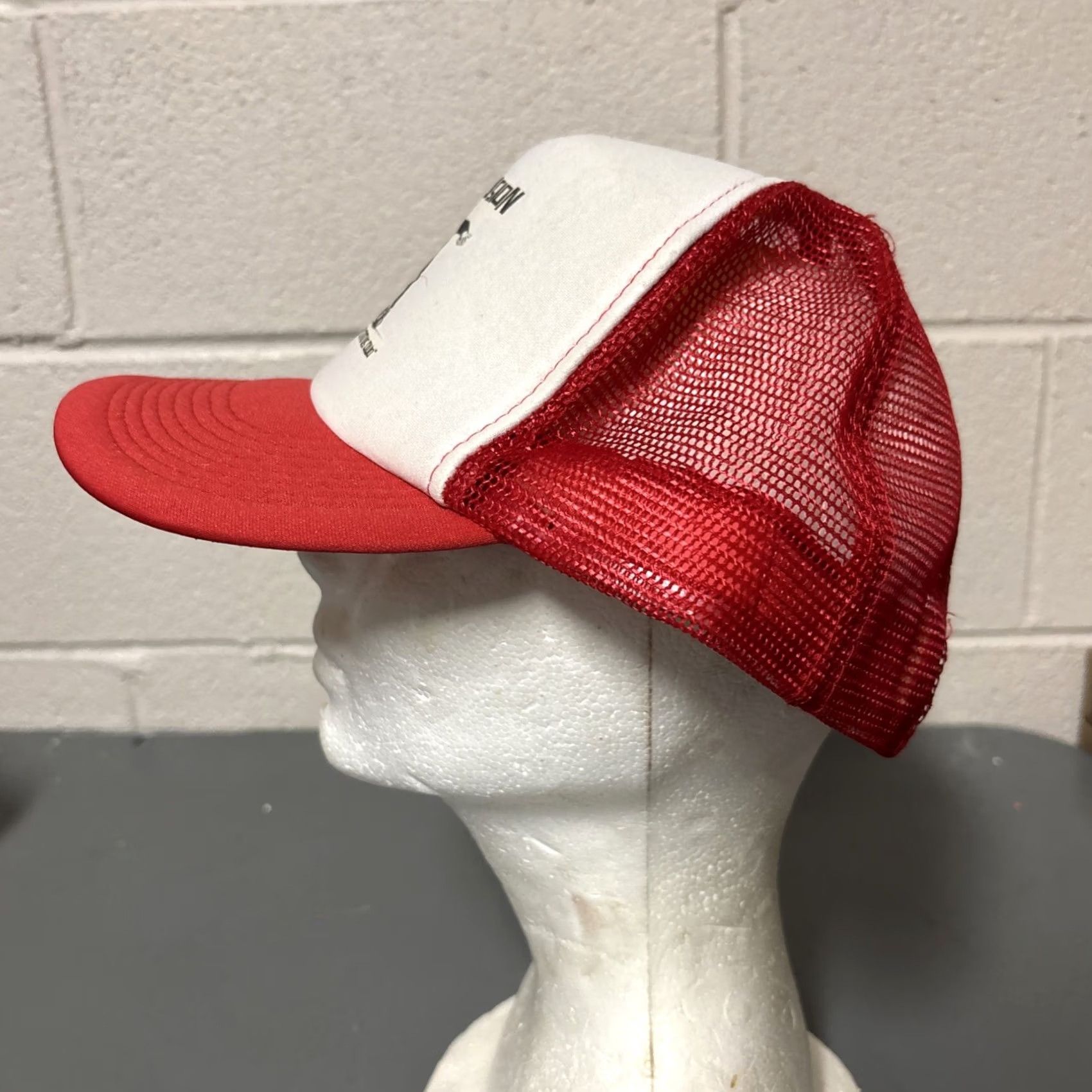 Vintage VINTAGE Otto Collection The Illusion Ain’t Buying Into Status Quo Skater Snap Back Cap Trucker Hat Red Adjustable Men One Size Cap Mens Size ONE SIZE - 6 Thumbnail