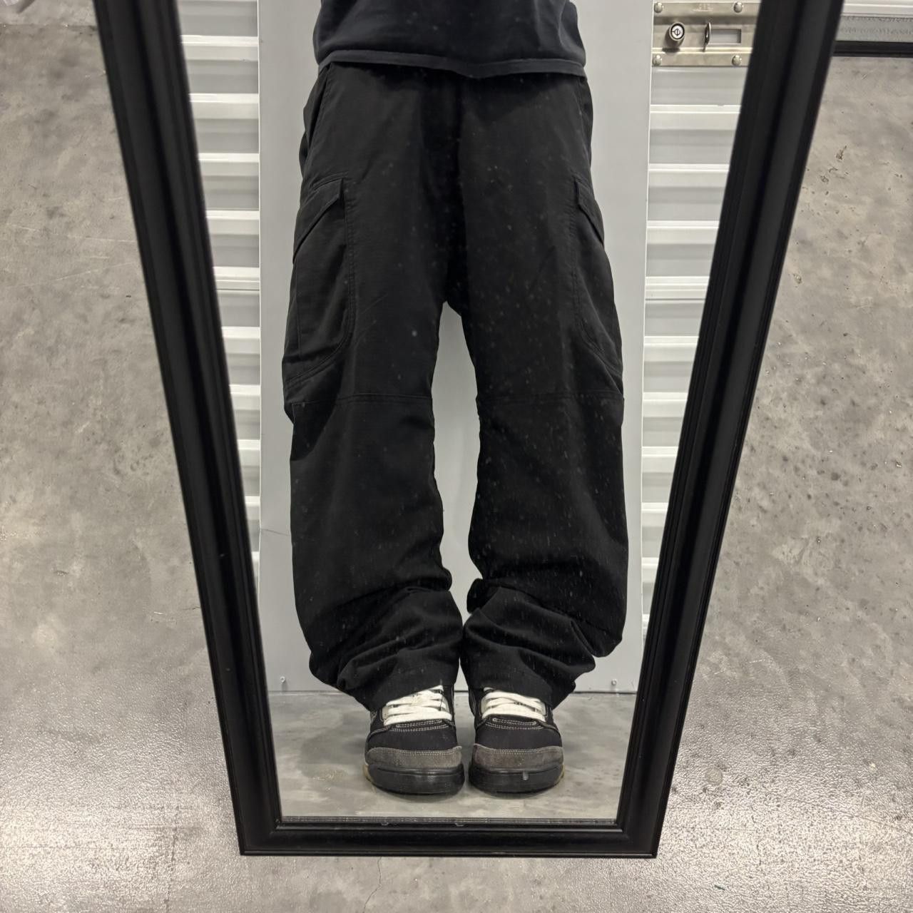 Japanese Brand × Vintage Crazy Vintage Y2K/2000s Baggy Black Streetwear Workwear Skater Cargo Pants! Size US 33 - 1 Thumbnail