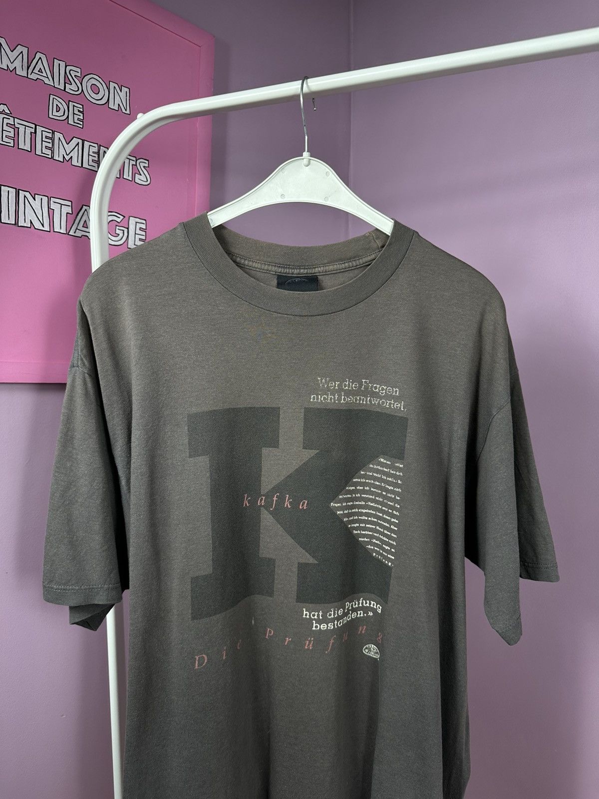 Other Parole Di Cotone Vintage Franz Kafka Die Prufung Art T-Shirt Size US L / EU 52-54 / 3 - 4 Thumbnail