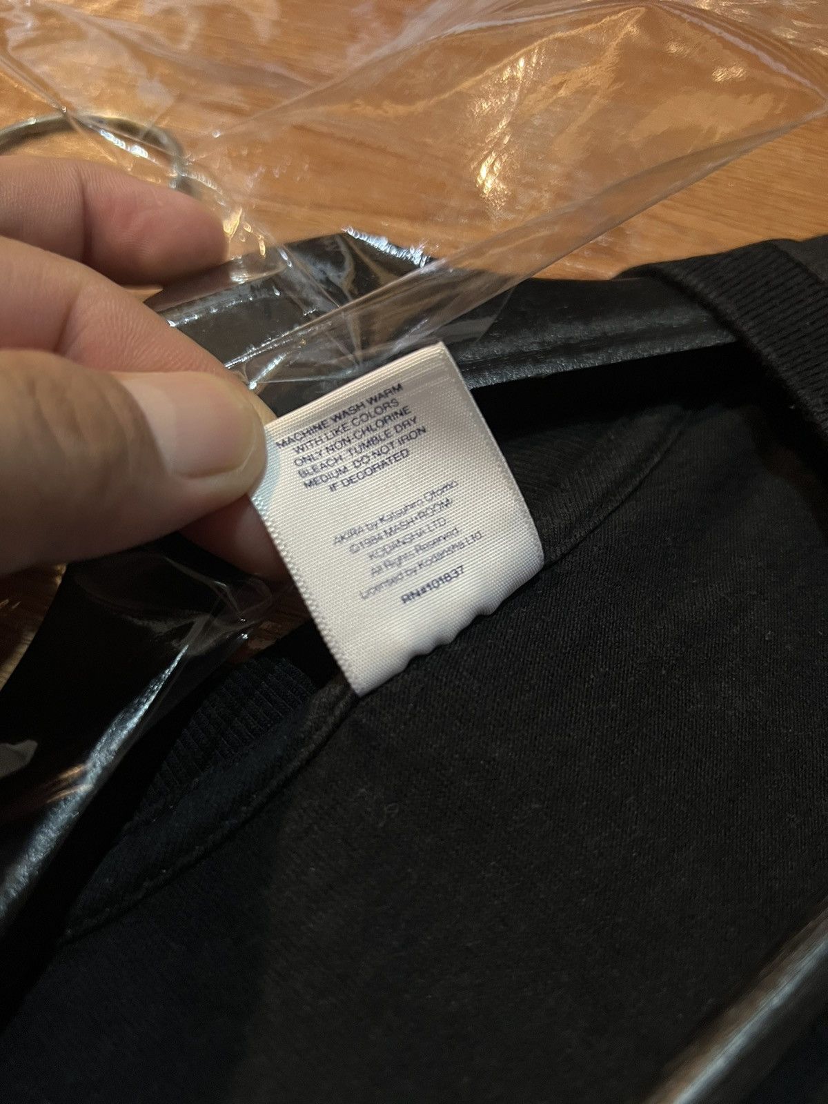 Supreme Supreme akira Size US M / EU 48-50 / 2 - 5 Thumbnail