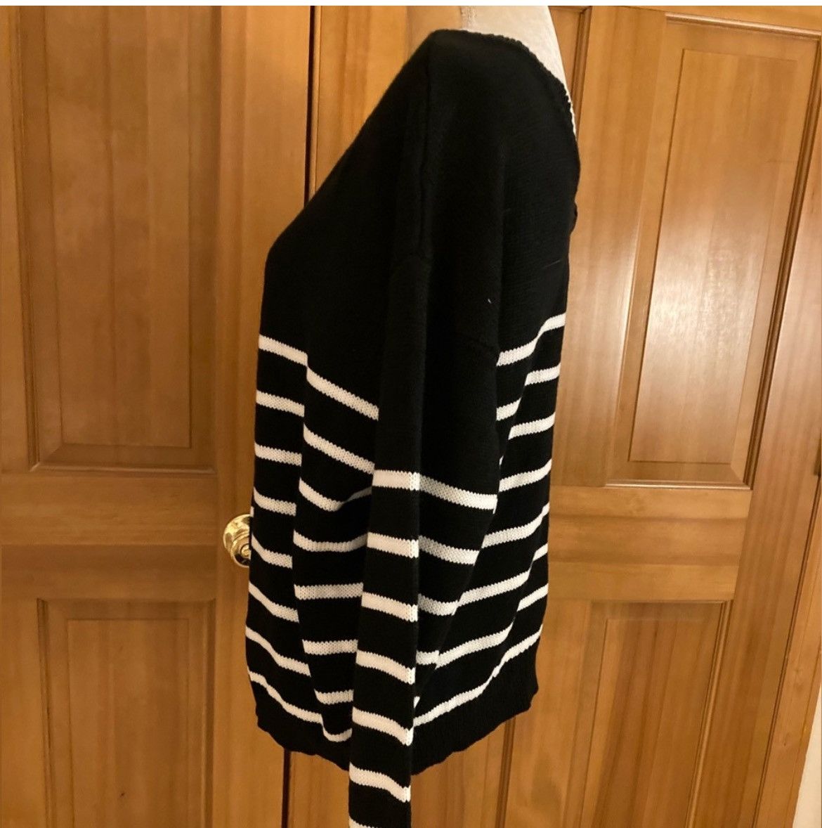 Designer × Other NWT, Lavishly Paris Scallop Trim Bowknot Back Sweater Size M / US 6-8 / IT 42-44 - 9 Thumbnail