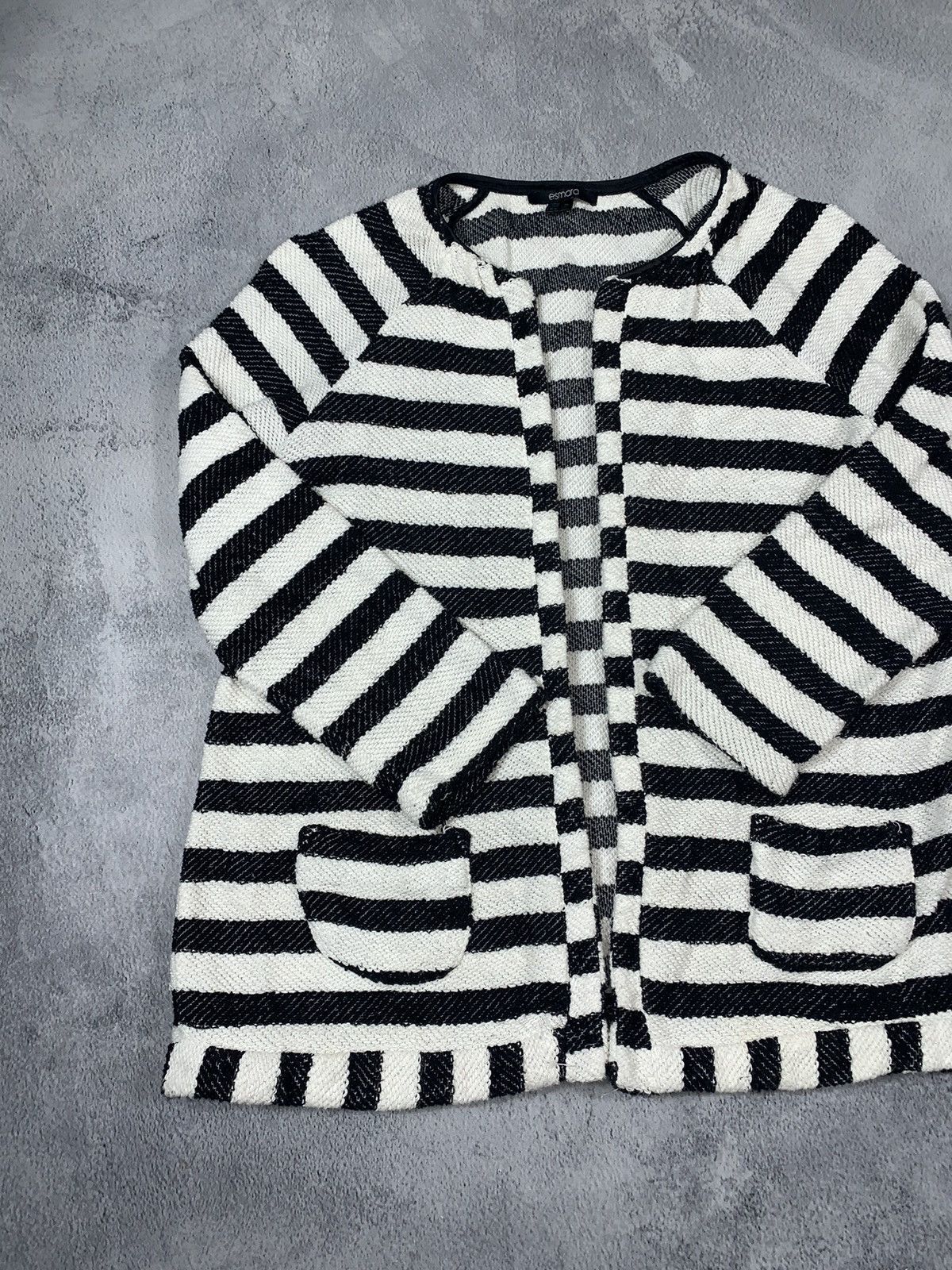 Japanese Brand × Vintage Vintage Y2KJapanese striped cardigan sweater oldmoney size L Size L / US 10 / IT 46 - 2 Thumbnail