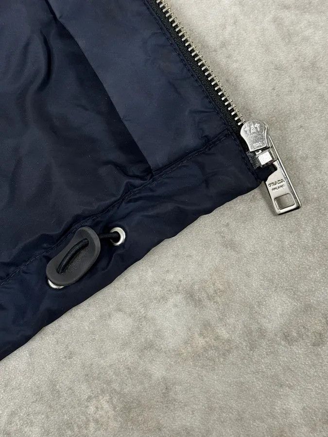 Prada SS2017 Prada Navy Logo Shoulder Patch Windbreaker Jacket Size US M / EU 48-50 / 2 - 11 Thumbnail
