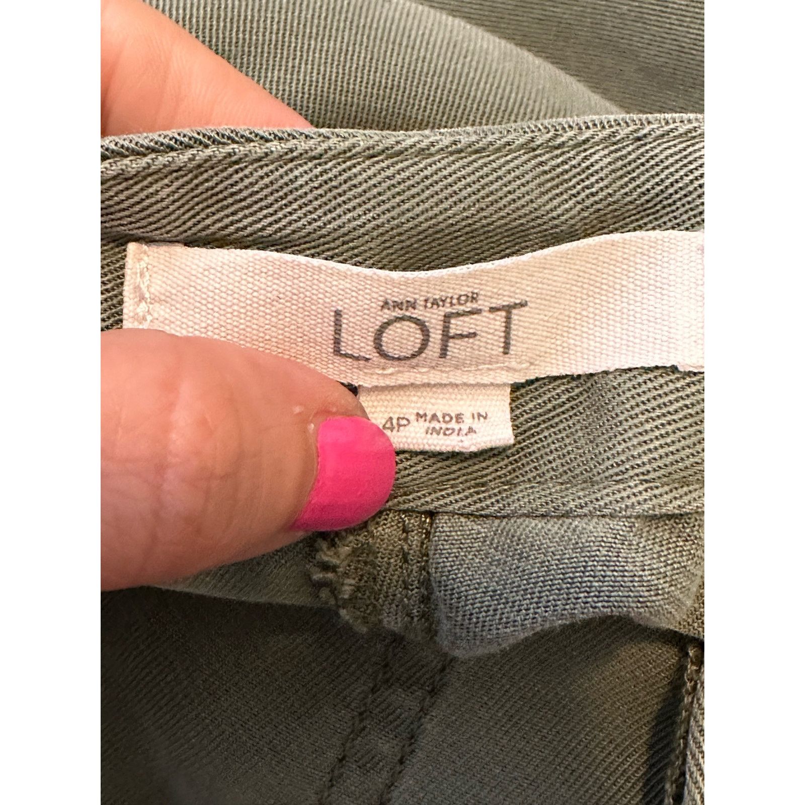 Loft Loft green cargo jogger casual pants size 4P Size 32" / US 10 / IT 46 - 3 Thumbnail