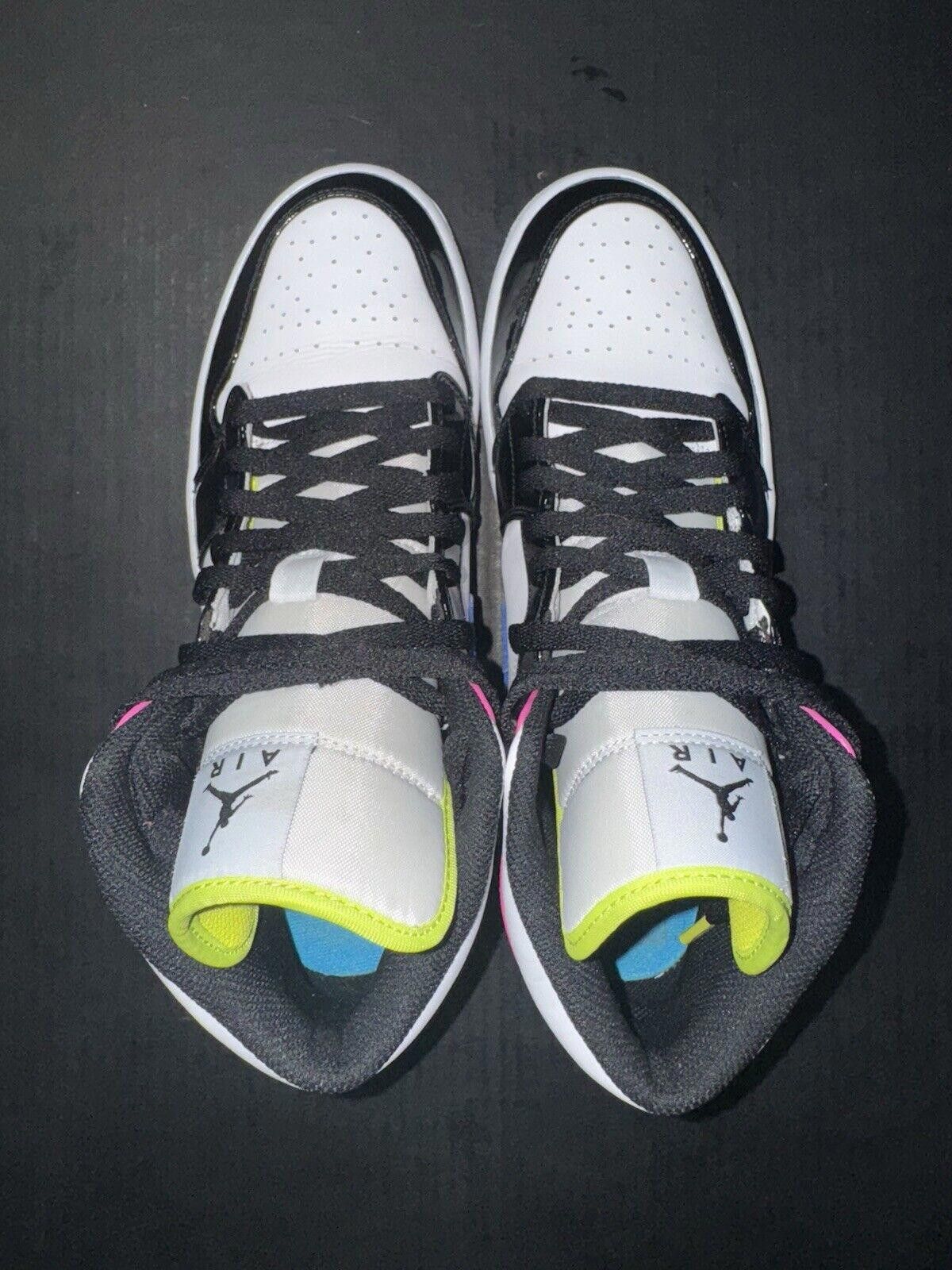 Jordan Brand Nike Air Jordan 1 Retro Mid Cyber Pink CZ9834-100 - Sz 10.5 Size US 10.5 / EU 43-44 - 8 Thumbnail
