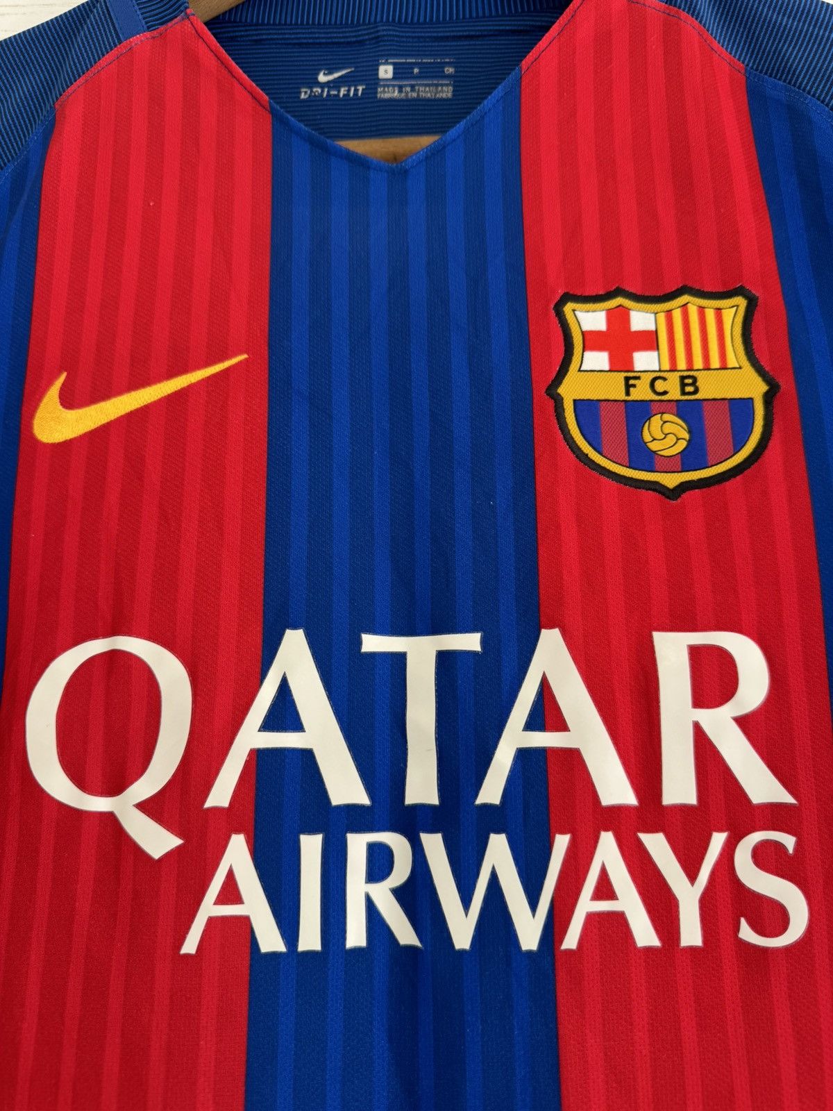 Nike Barcelona 2015-2016 Home Soccer Jersey Football Kit Shirt Size US S / EU 44-46 / 1 - 5 Thumbnail