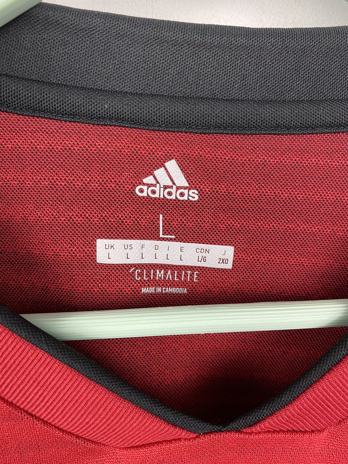 Adidas Manchester United 2018 2019 Jersey Adidas PSG Milan Juventus Size US L / EU 52-54 / 3 - 11 Thumbnail