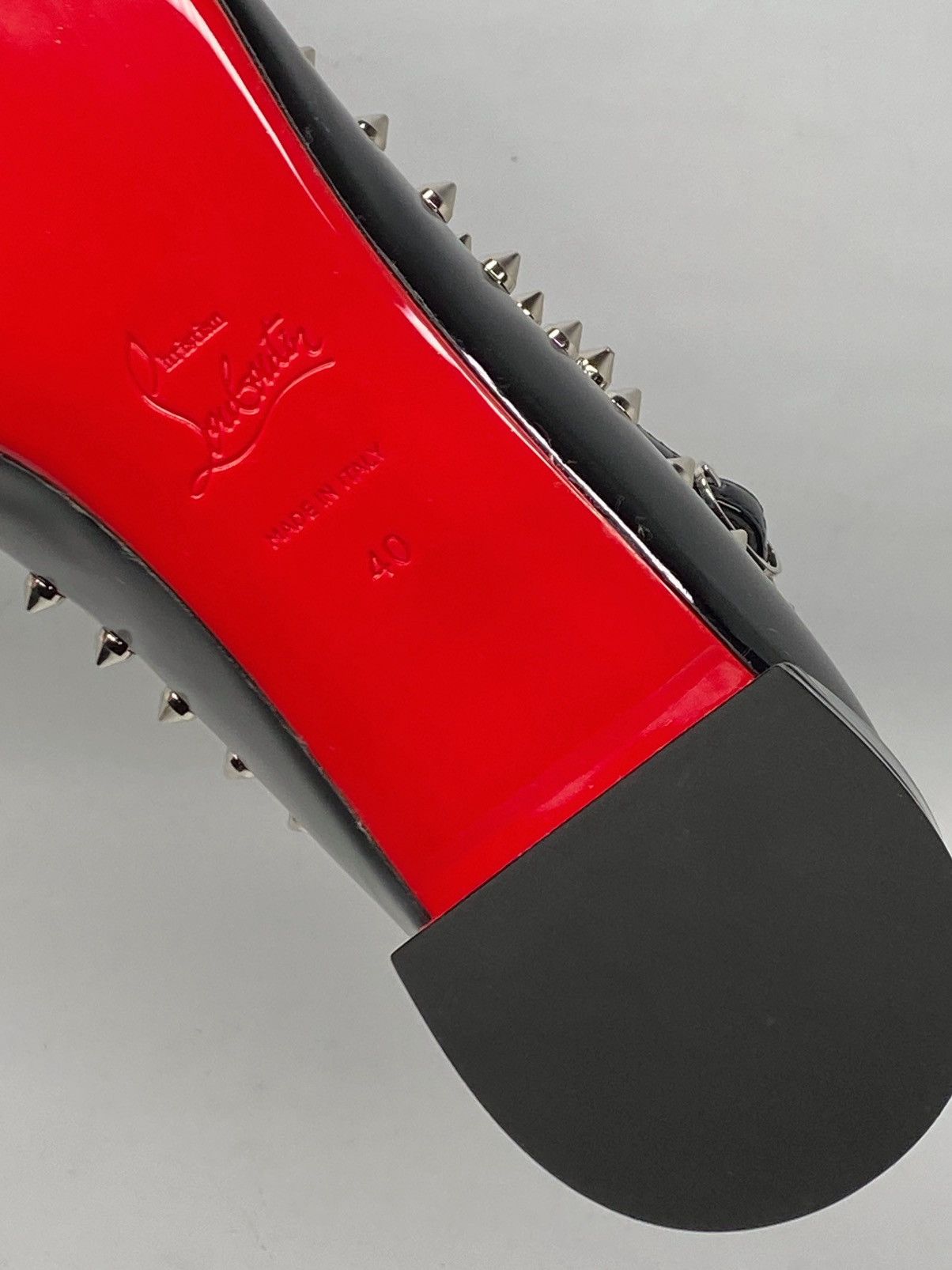 Christian Louboutin Christian Louboutin spike patent leather ballet flat size 40 Size US 10 / IT 40 - 13 Thumbnail