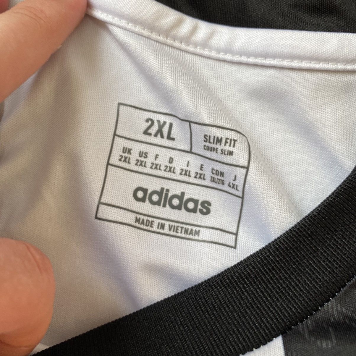 Adidas Mens Adidas FC Juventus 2024 Soccer team jersey Size US XXL / EU 58 / 5 - 6 Thumbnail