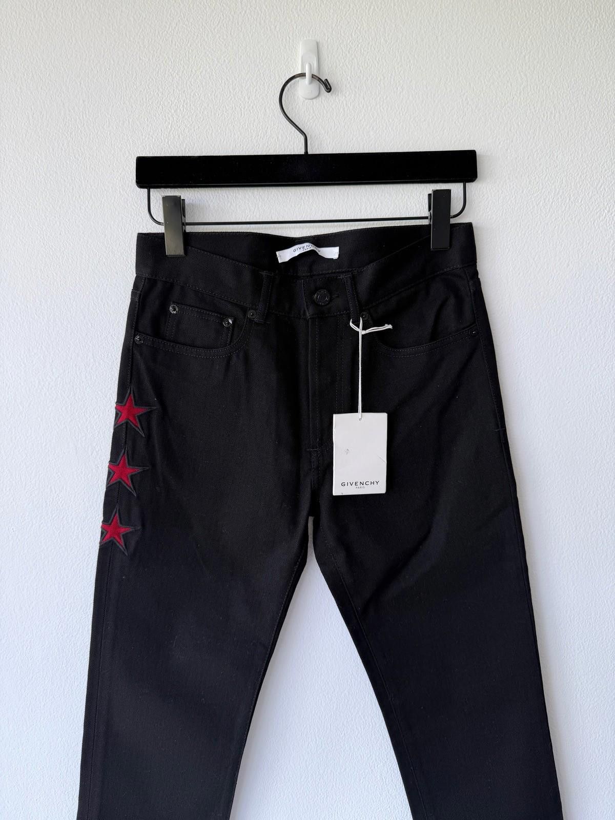 Givenchy new Givenchy mens denim jeans black embroidered red stars 28 Size US 28 / EU 44 - 5 Thumbnail