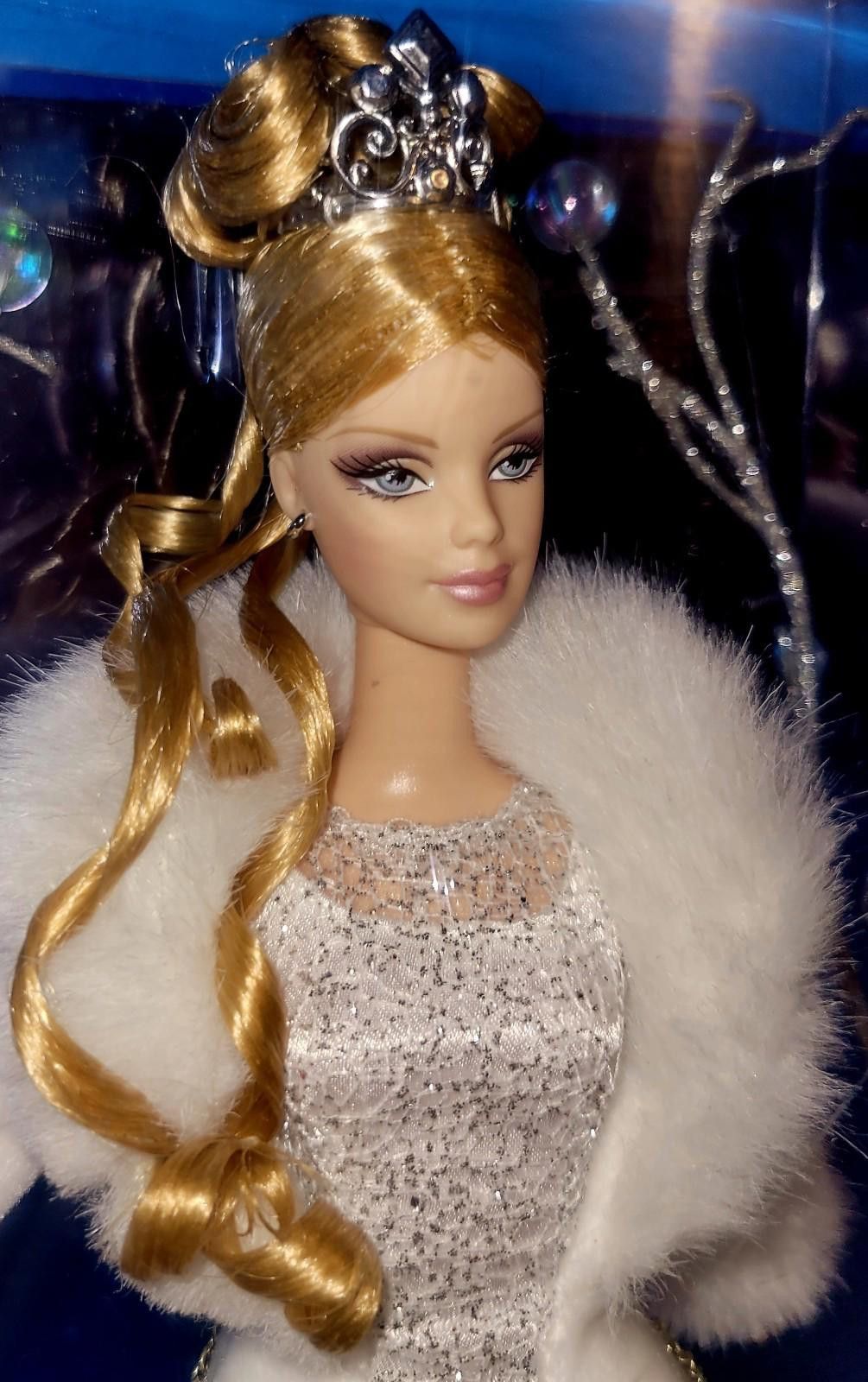Designer Barbie Holiday Visions Winter Fantasy Special Ed. Doll 2003 Size ONE SIZE - 2 Thumbnail