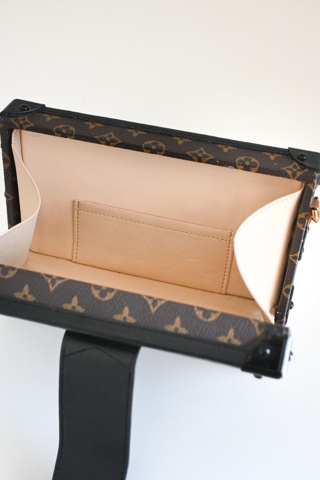 Louis Vuitton Louis Vuitton Petite Malle Size ONE SIZE - 12 Thumbnail