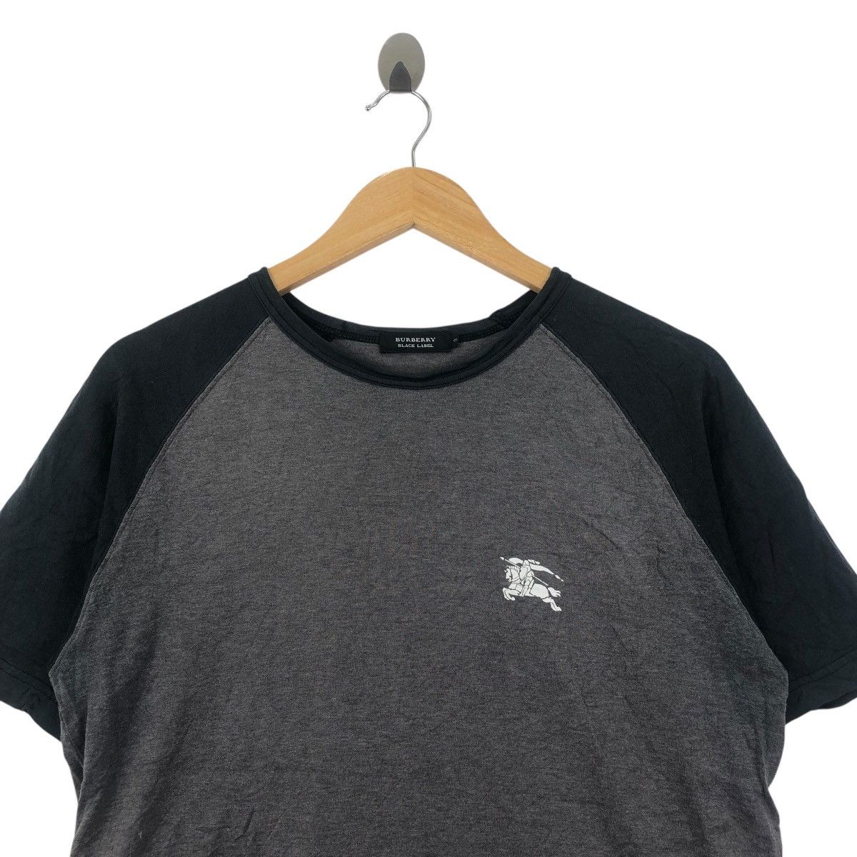 Burberry BURBERRY BLACK LABEL Raglan Big Graphic Shirt Size US L / EU 52-54 / 3 - 3 Thumbnail
