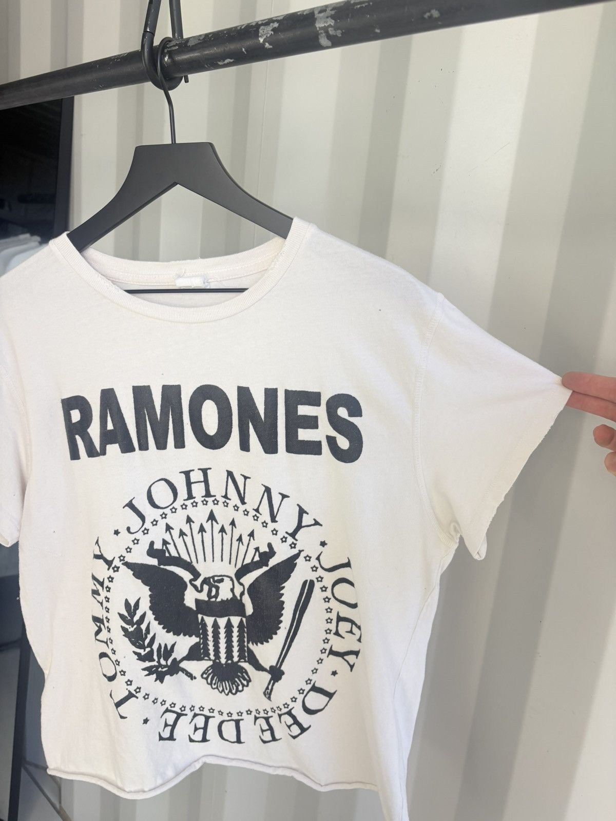 Band Tees Thrashed Madeworn Ramones Sun Faded Distressed Shirt GRUNGE Size US M / EU 48-50 / 2 - 2 Thumbnail