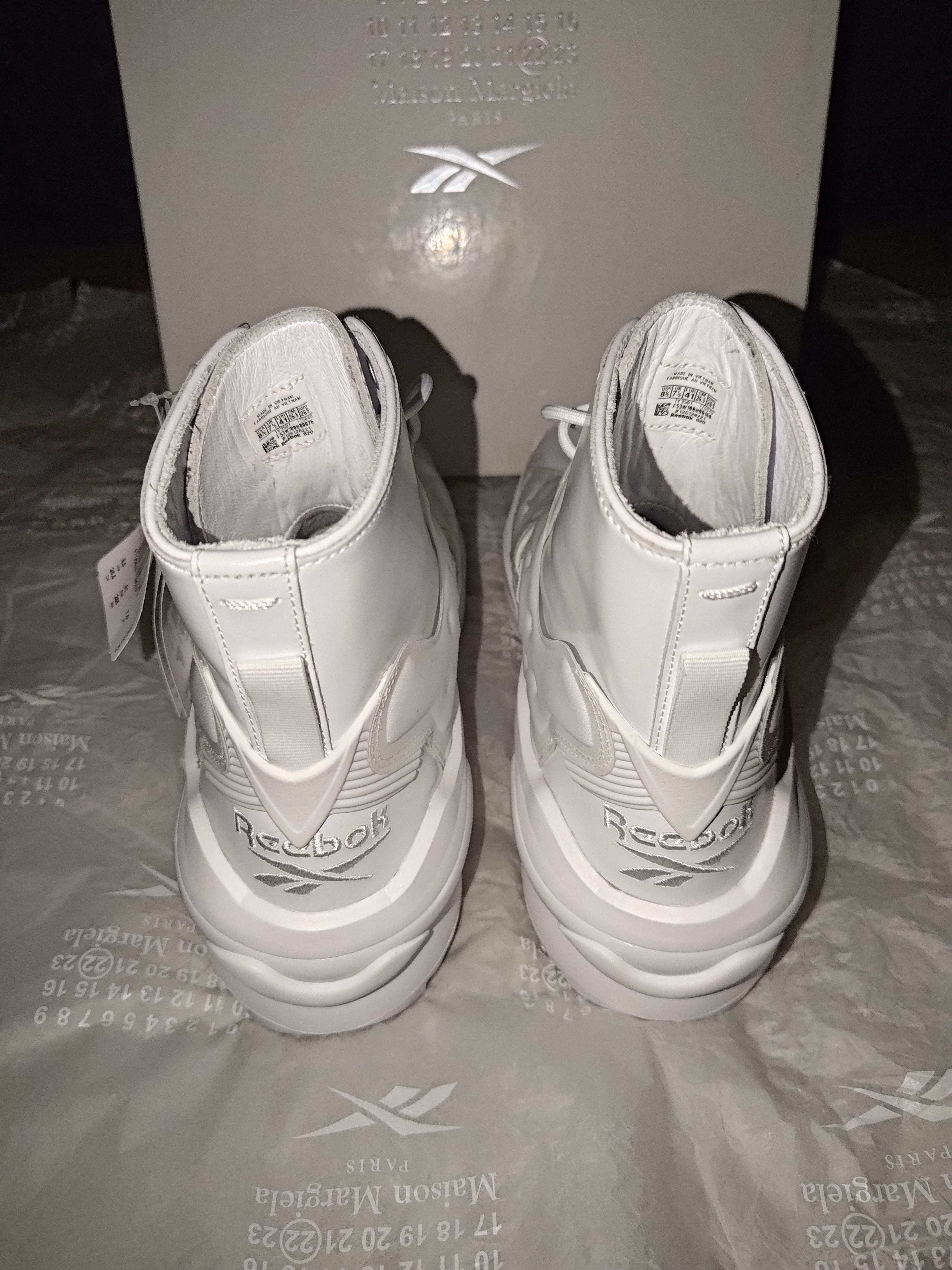 Maison Margiela × Reebok Maison Margiela x Reebok Instapump Fury Tabi 'White' Size US 8 / EU 41 - 9 Thumbnail
