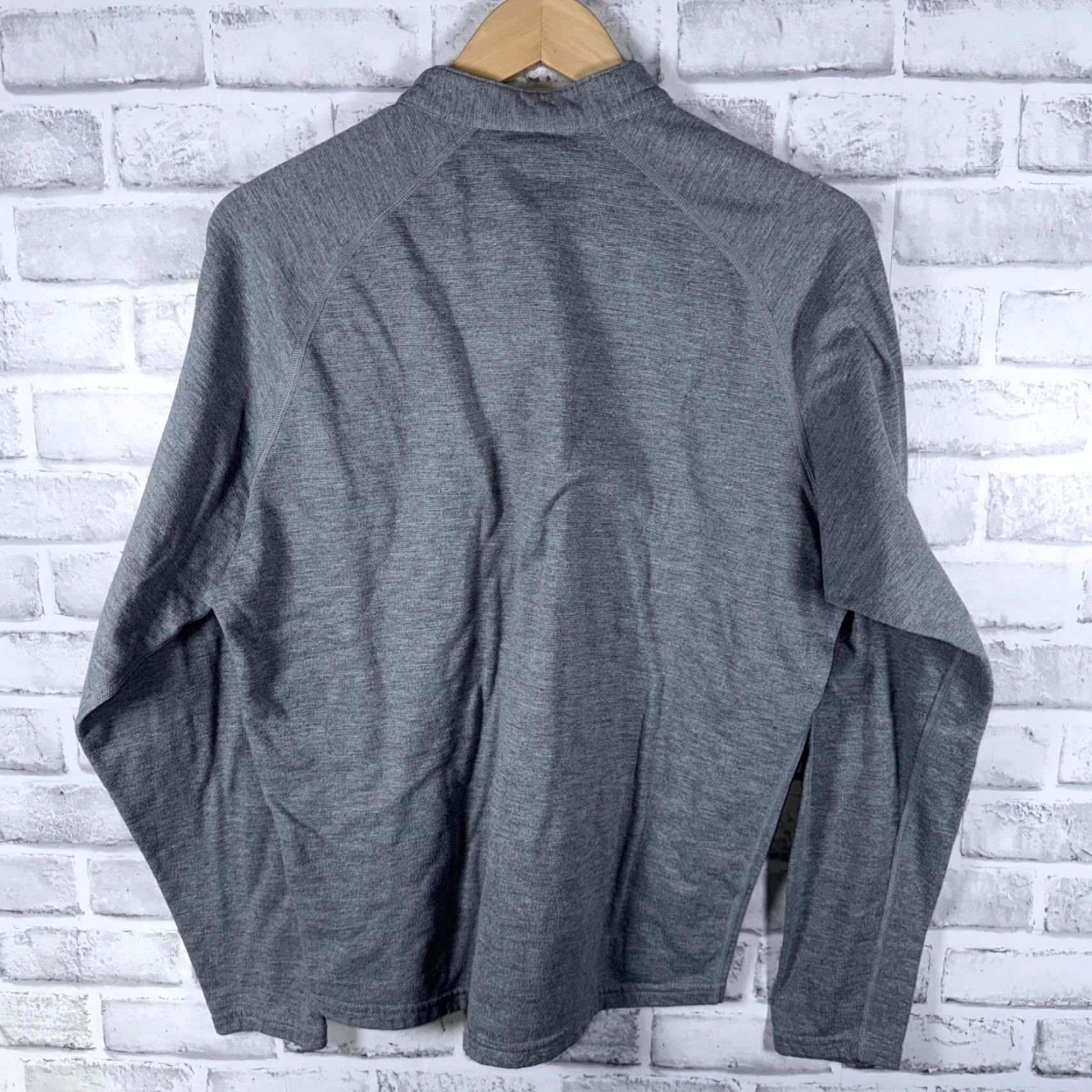 Patagonia VINTAGE Patagonia Gray Half Zip Pullover Mens Size M USA Size US M / EU 48-50 / 2 - 4 Thumbnail