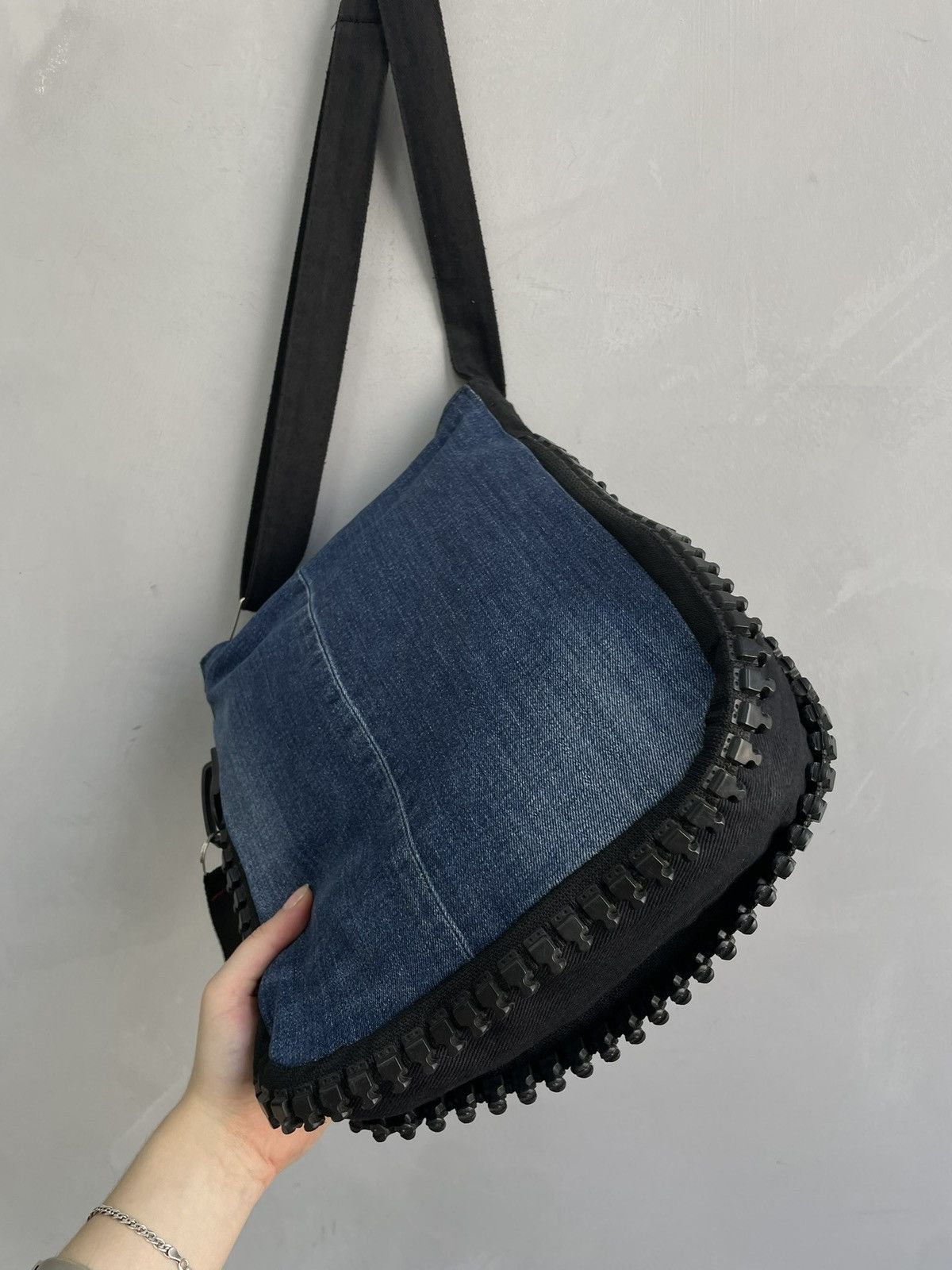 Diesel Big Zip avant garde shoulder bag y2k diesel style Size ONE SIZE - 7 Thumbnail